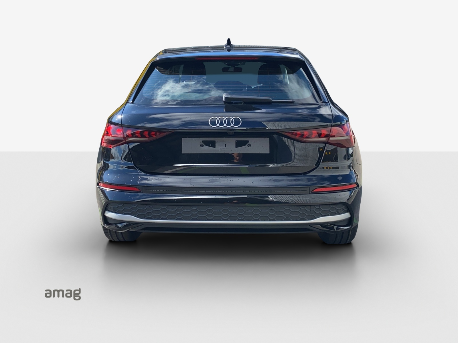 AUDI A3 Sportback TFSI 85 kW Ambition S-tronic-image-3