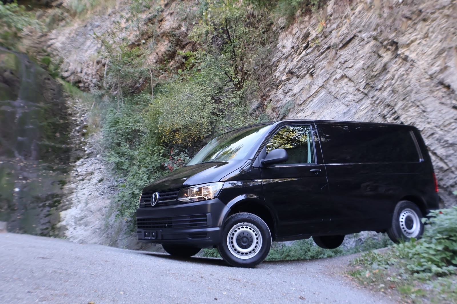 VW T6 2.0 TDI 4Motion-image-0