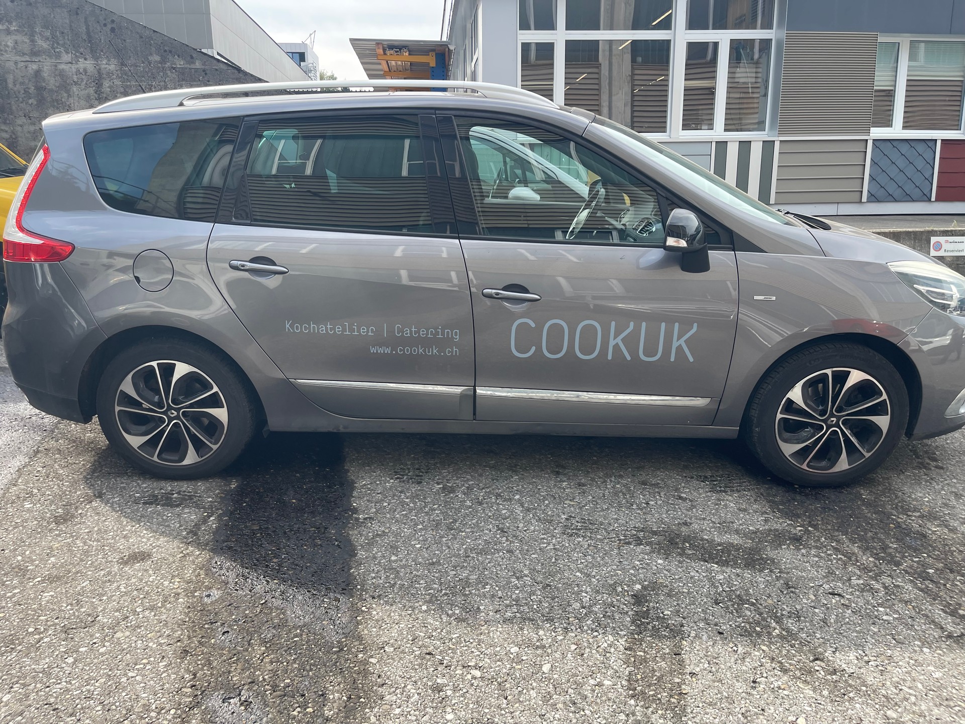 RENAULT Grand Scénic 1.2 16V Turbo Swiss Edition-image-7