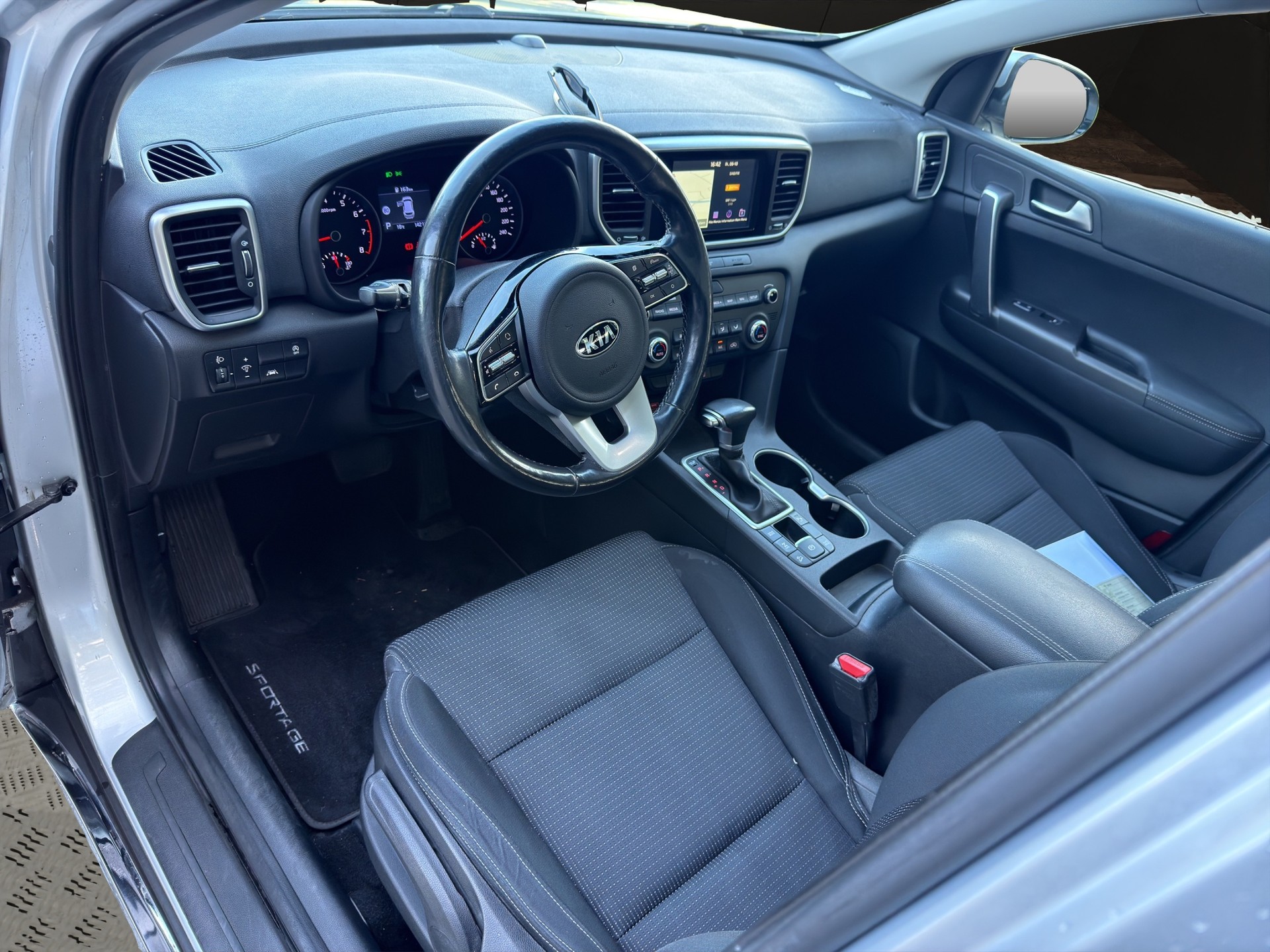 KIA Sportage 1.6 T-GDi Power 25 4WD Automat-image-9