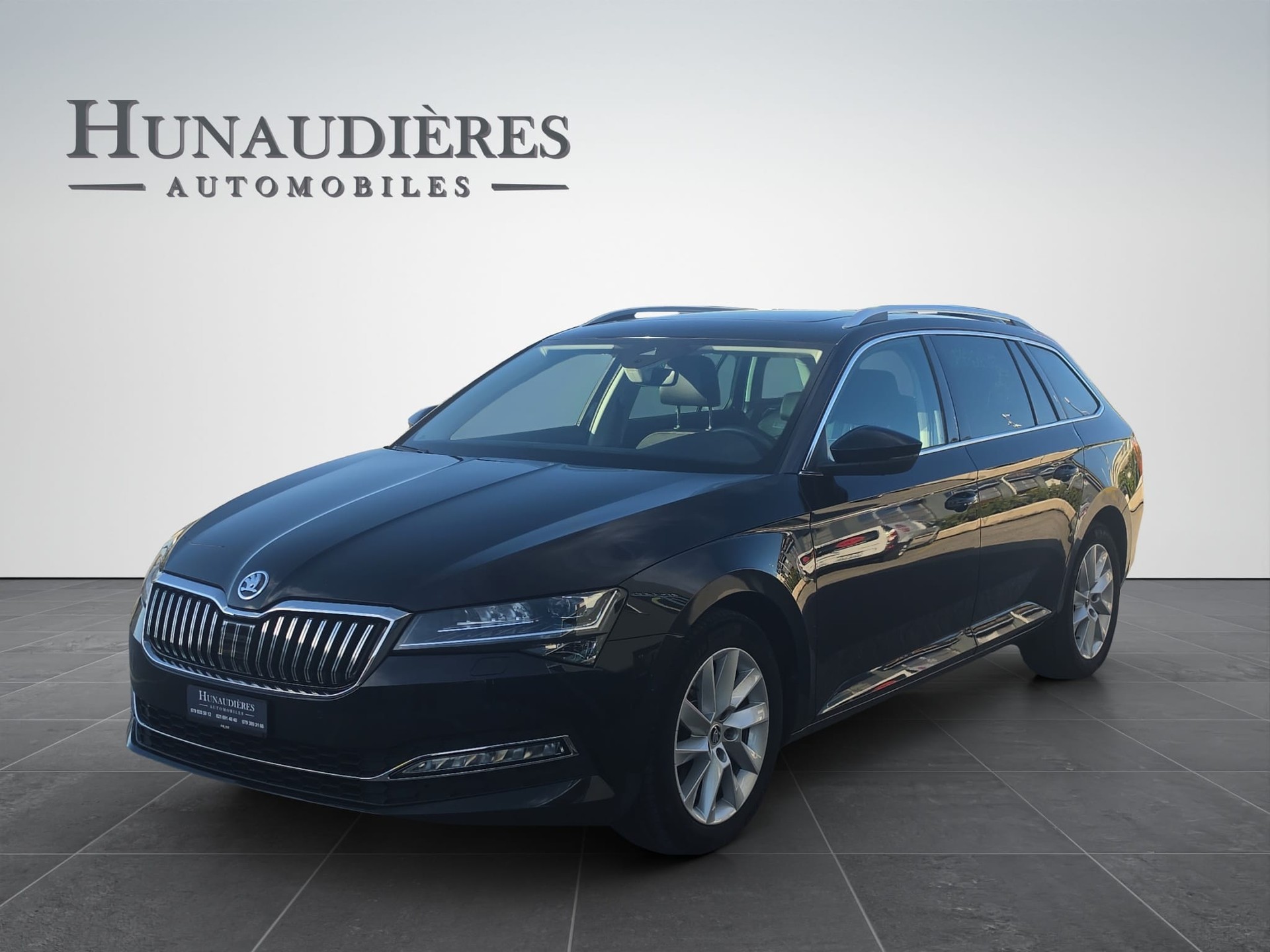 SKODA Superb Combi 2.0 TDi Ambition DSG