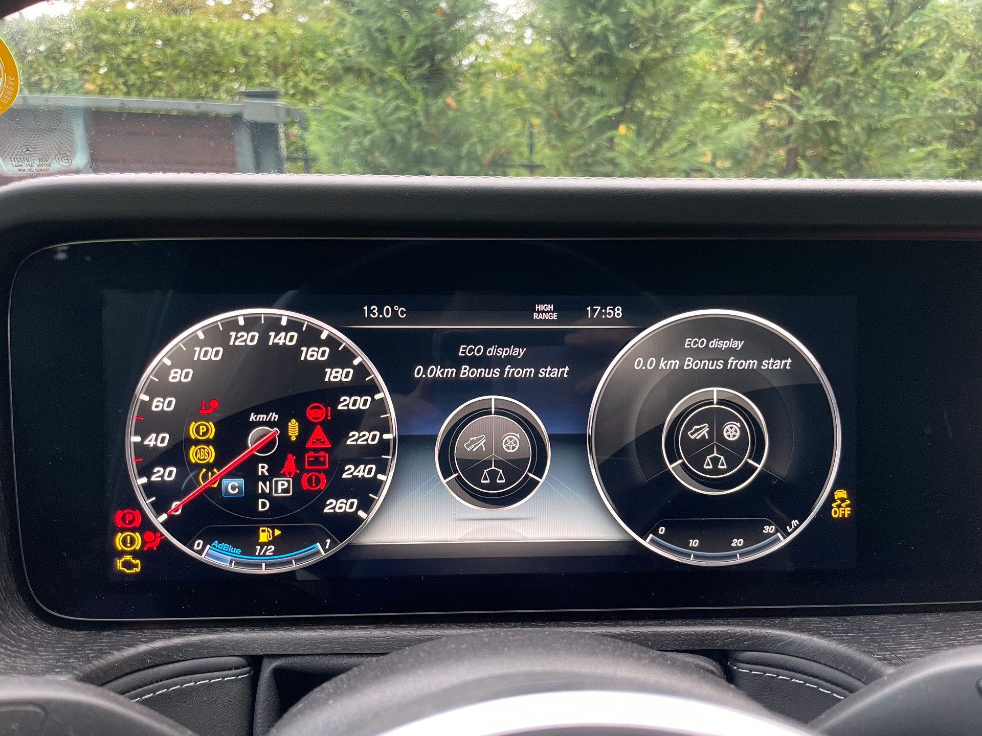 MERCEDES-BENZ G 350 d-image-7