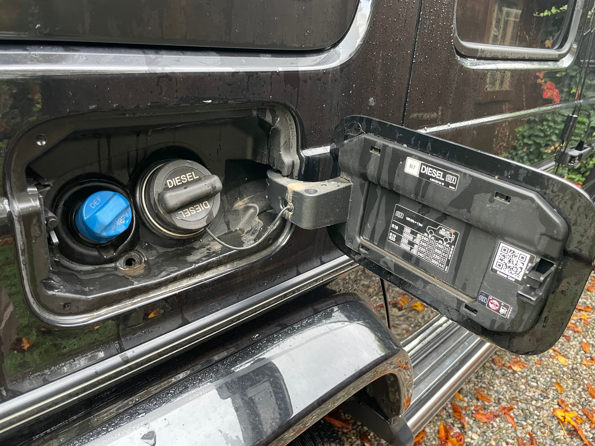 MERCEDES-BENZ G 350 d-image-11