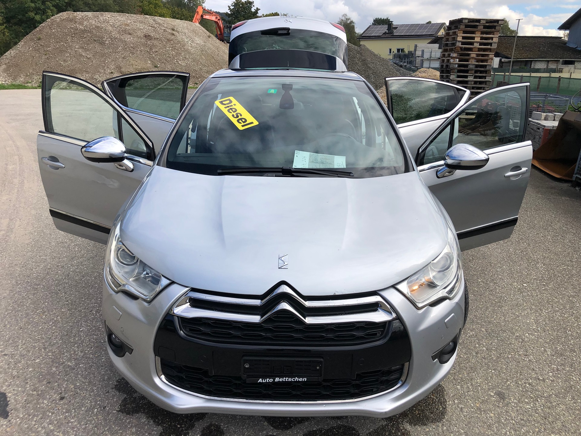 DS AUTOMOBILES DS4 2.0 HDi Sport Chic Automatic-image-15