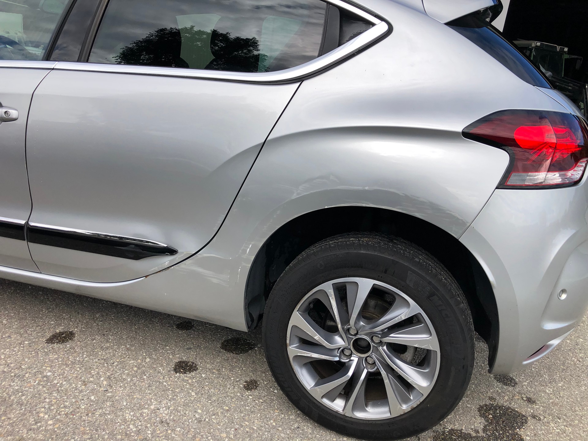 DS AUTOMOBILES DS4 2.0 HDi Sport Chic Automatic-image-7
