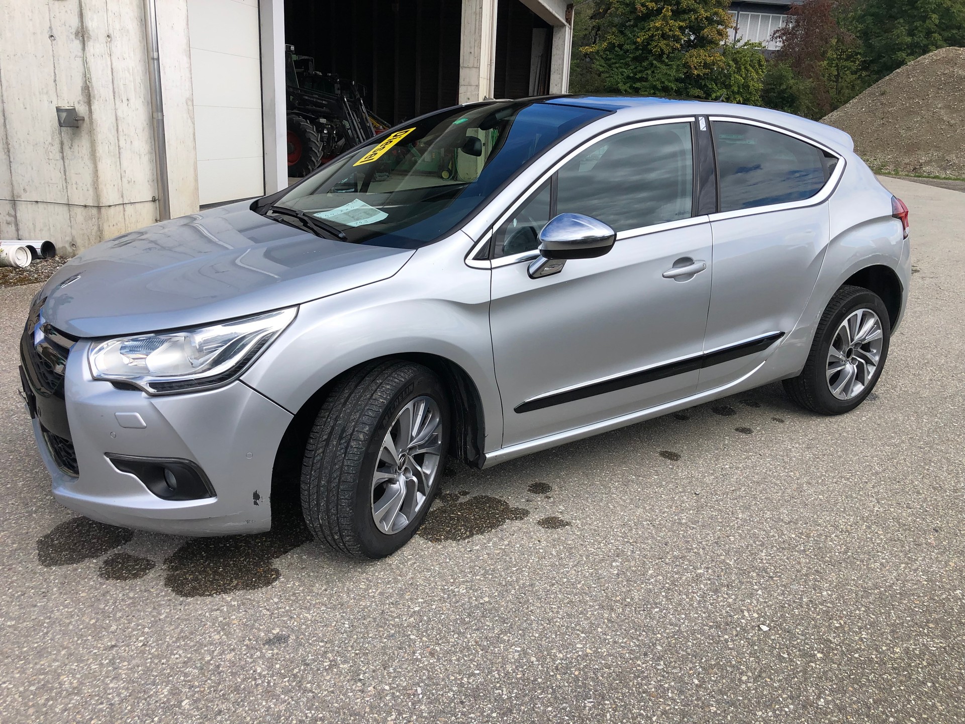 DS AUTOMOBILES DS4 2.0 HDi Sport Chic Automatic-image-1