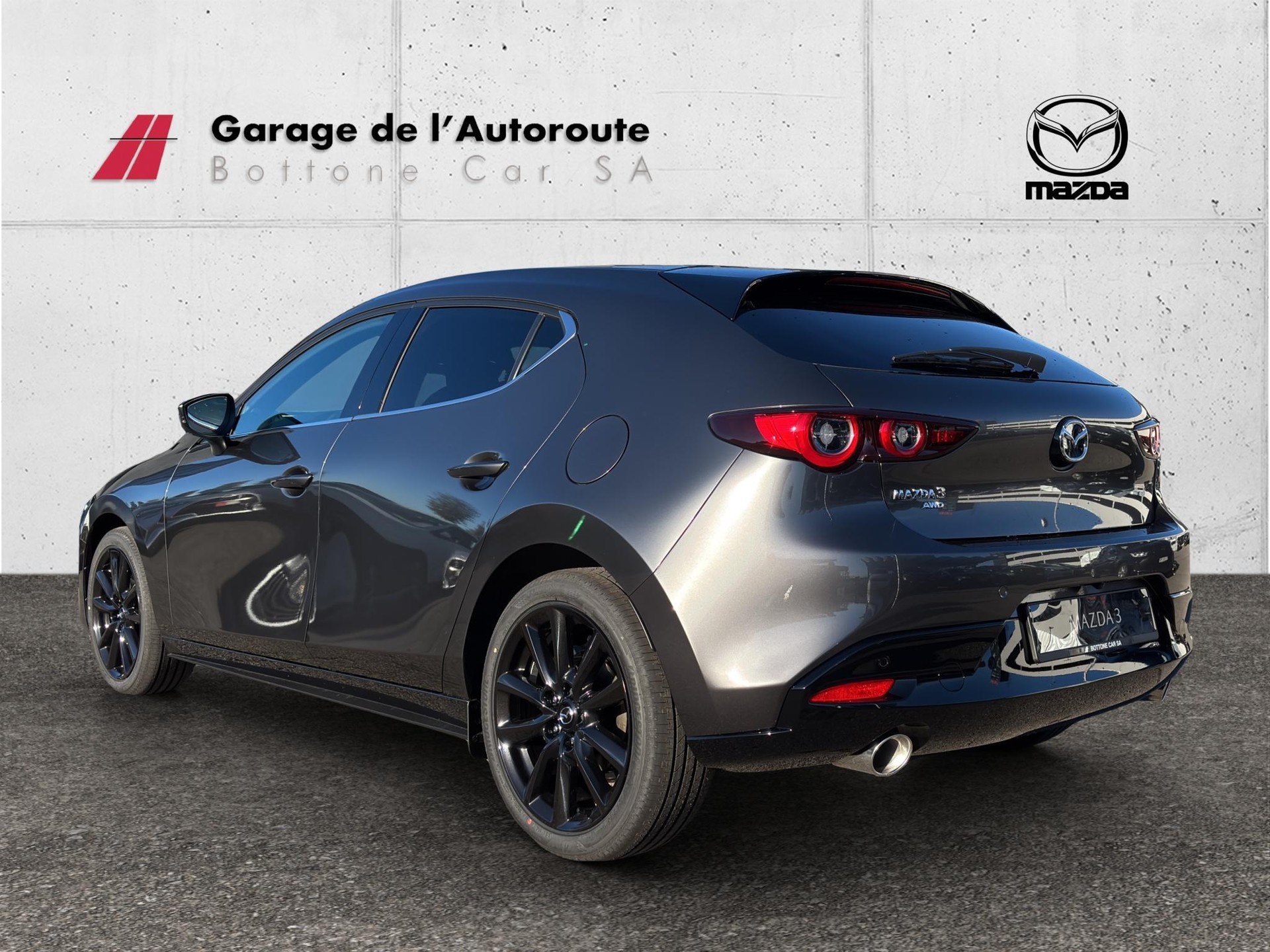 MAZDA 3 Hatchback 2.0 186 Exclusive-Line AWD-image-2