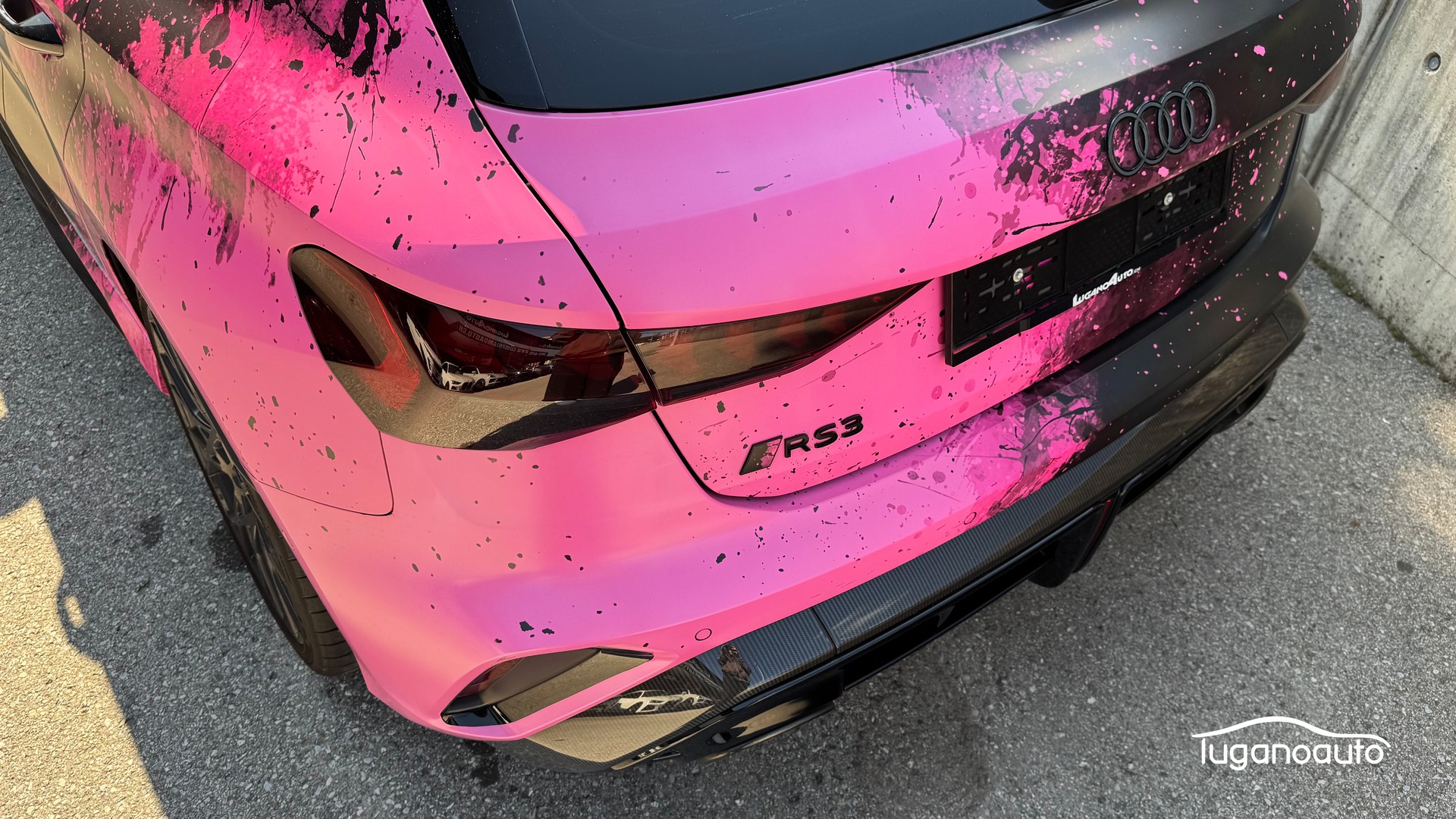 AUDI RS3 Sportback 2.5 TSI quattro S-tronic-image-15