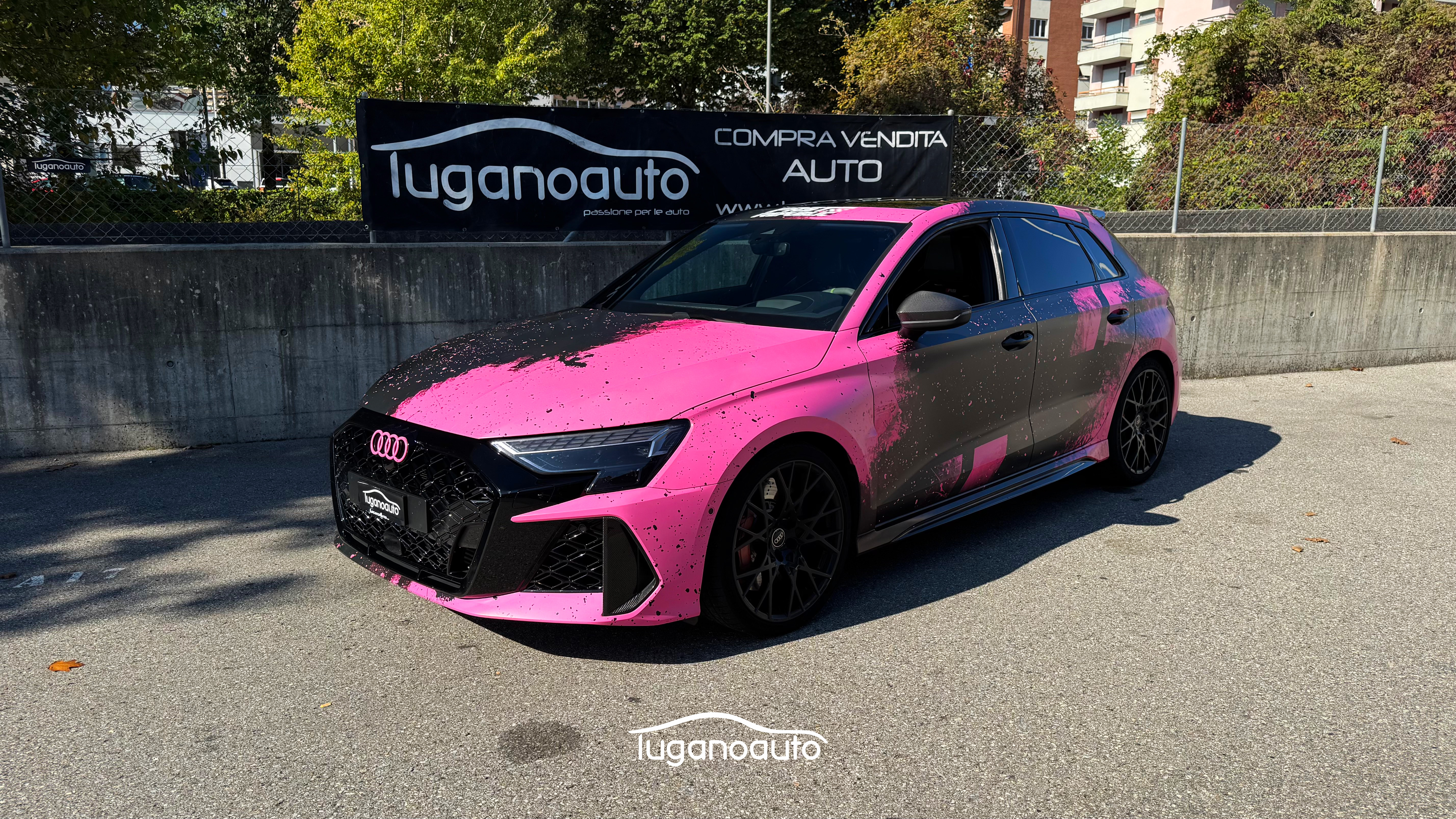 Car photo
