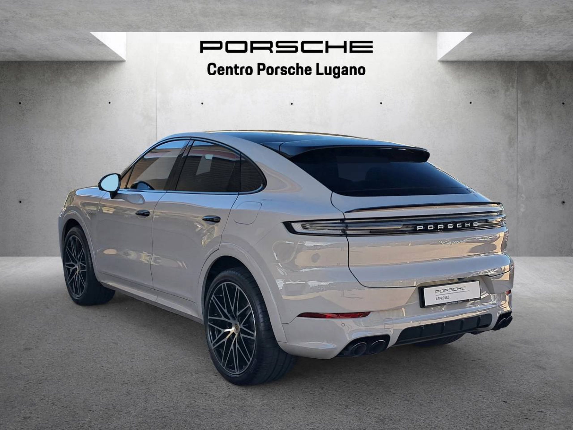 PORSCHE Cayenne E-Hybrid Coupé-image-6