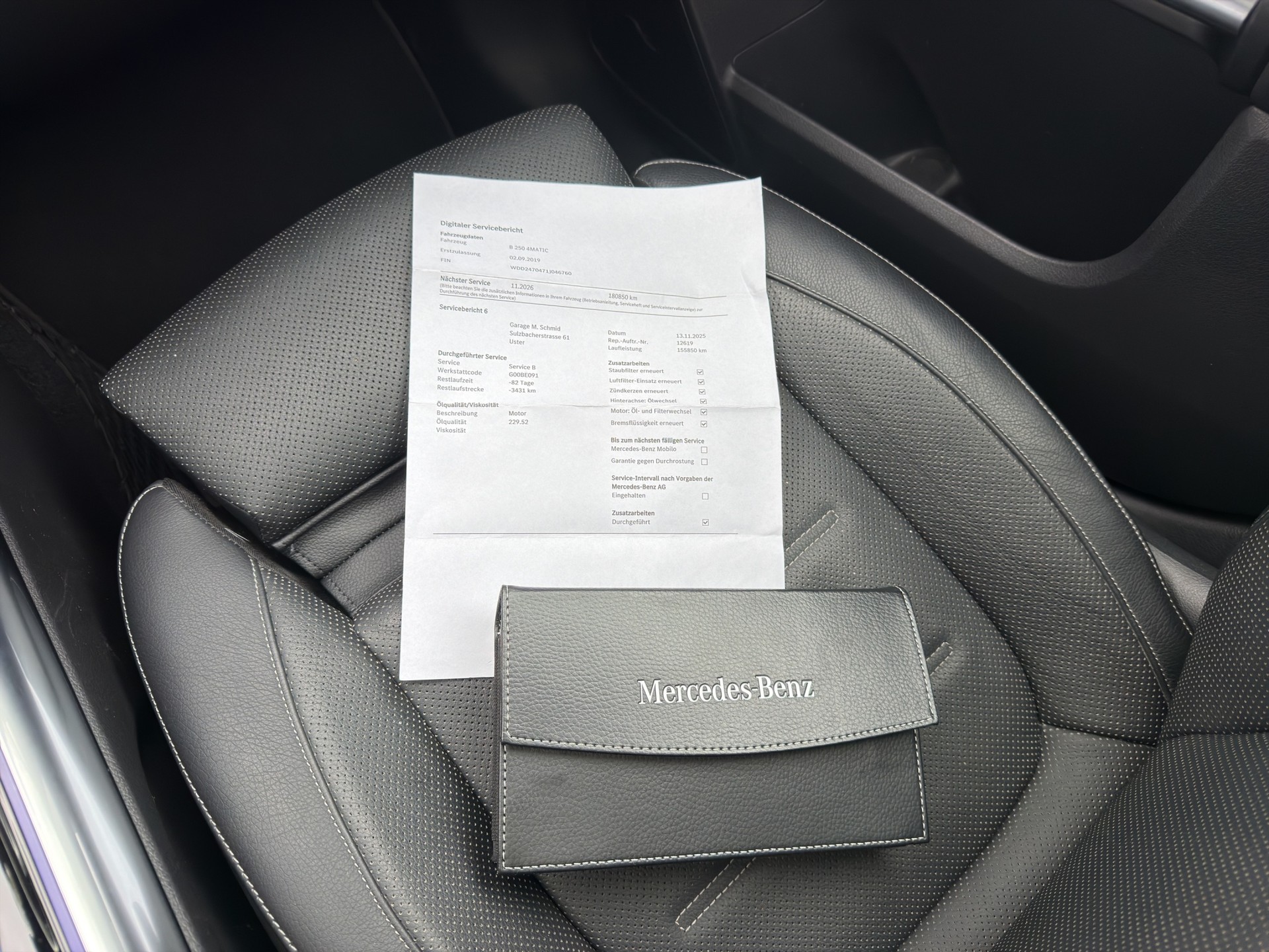 MERCEDES-BENZ B 250 4Matic AMG Line-image-18