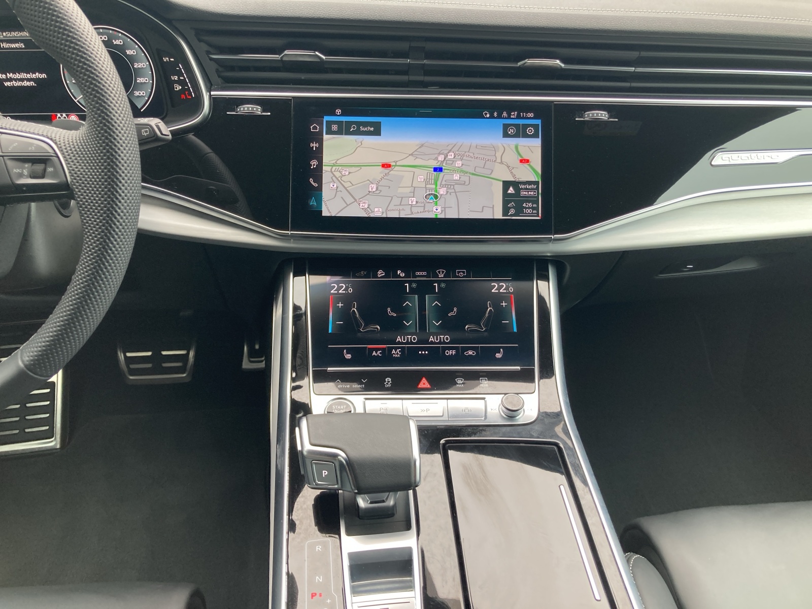 AUDI Q8 SUV TFSI e quattro 290 kW Attraction tiptronic-image-10
