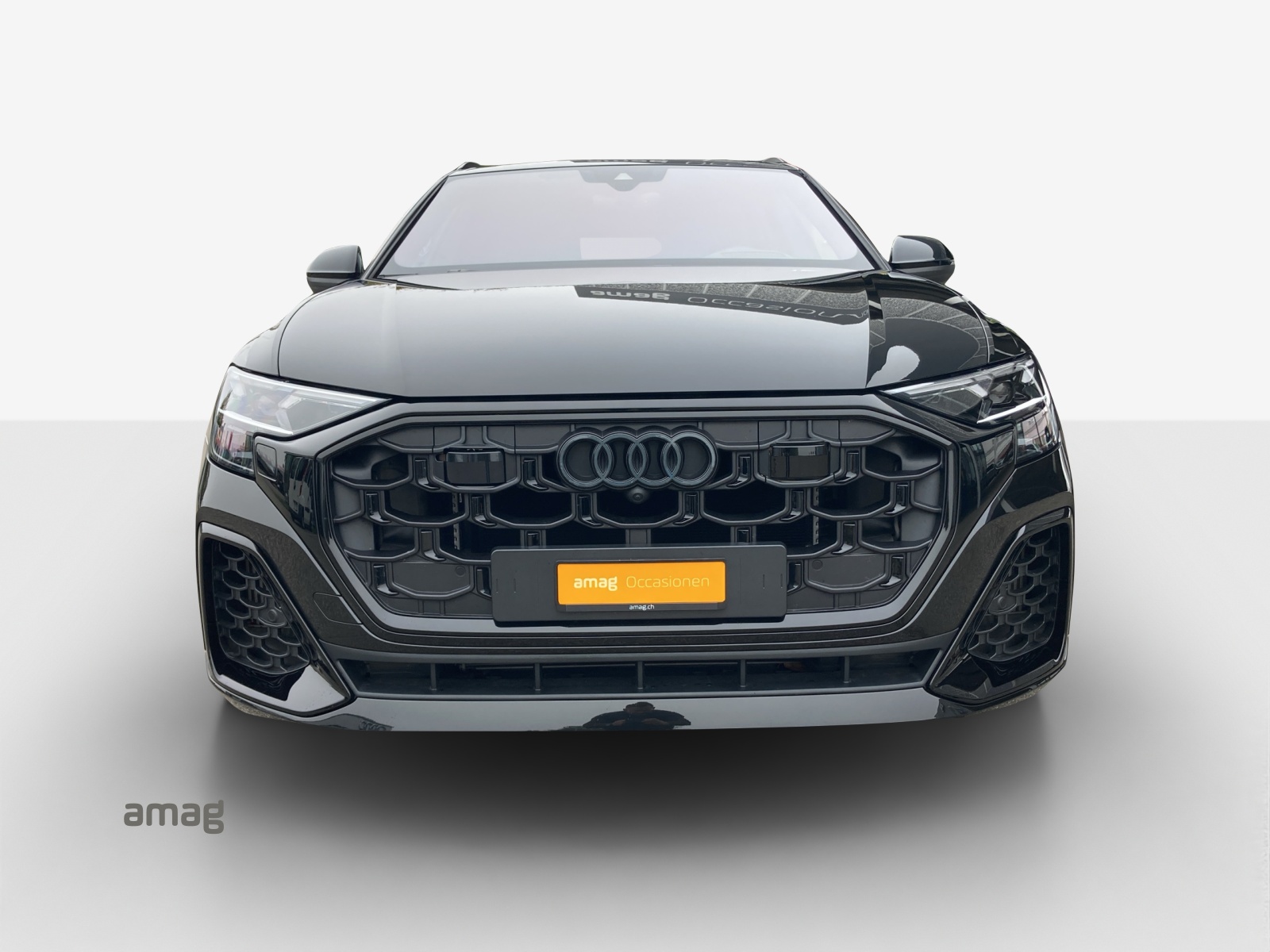 AUDI Q8 SUV TFSI e quattro 290 kW Attraction tiptronic-image-6