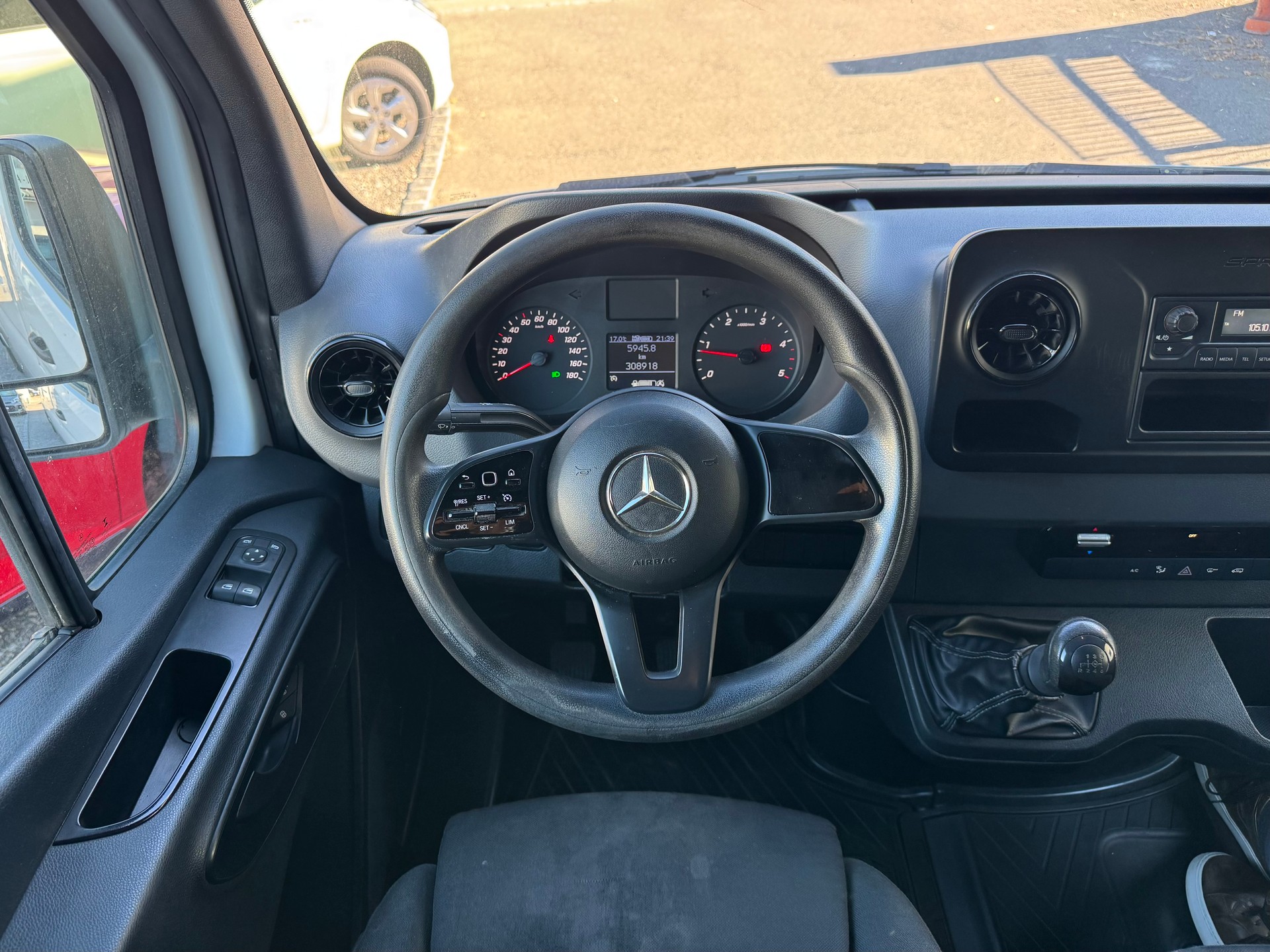 MERCEDES-BENZ Sprinter 314 CDI Standard-image-11