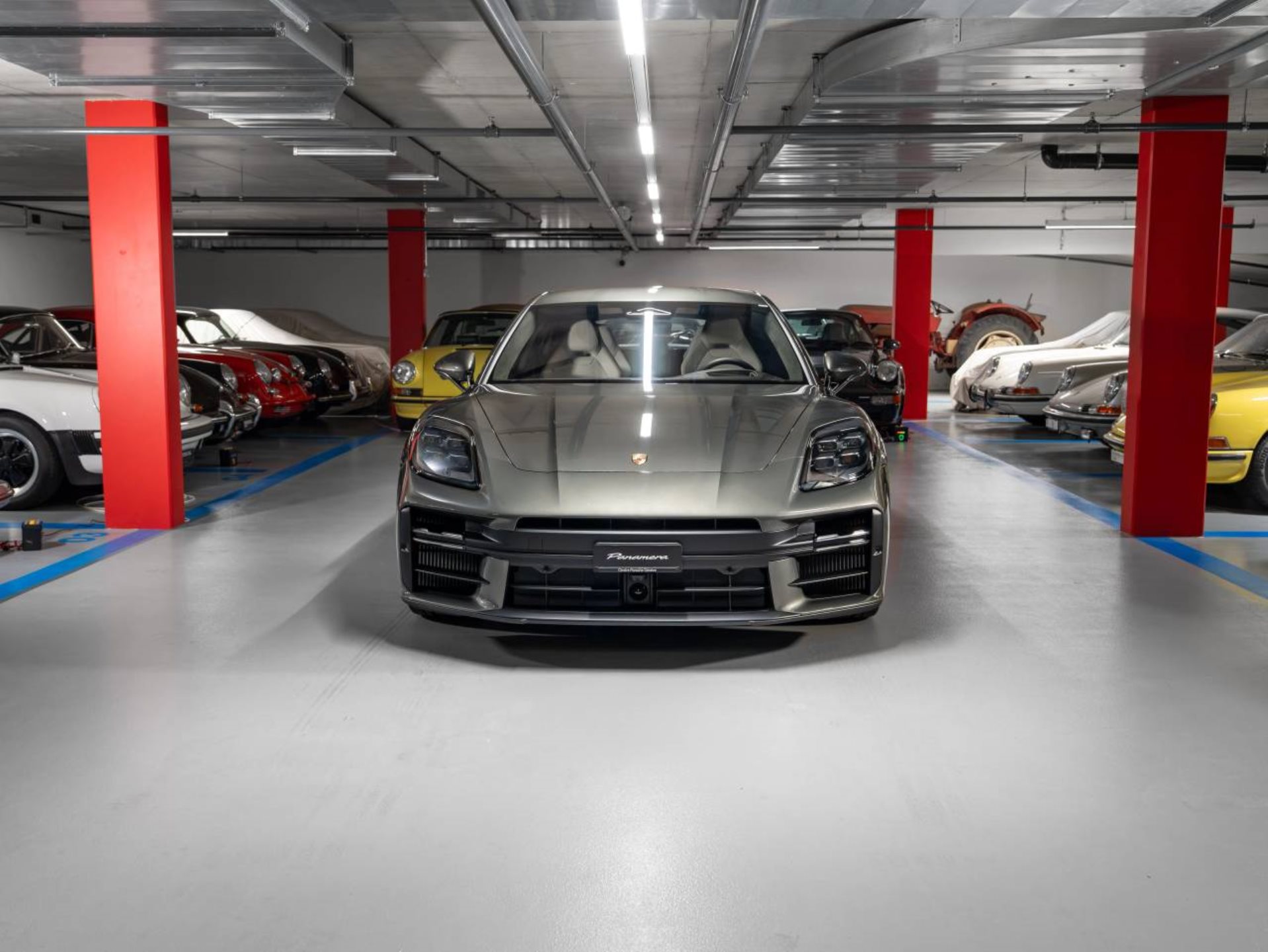 PORSCHE Panamera 4S E-Hybrid-image-7