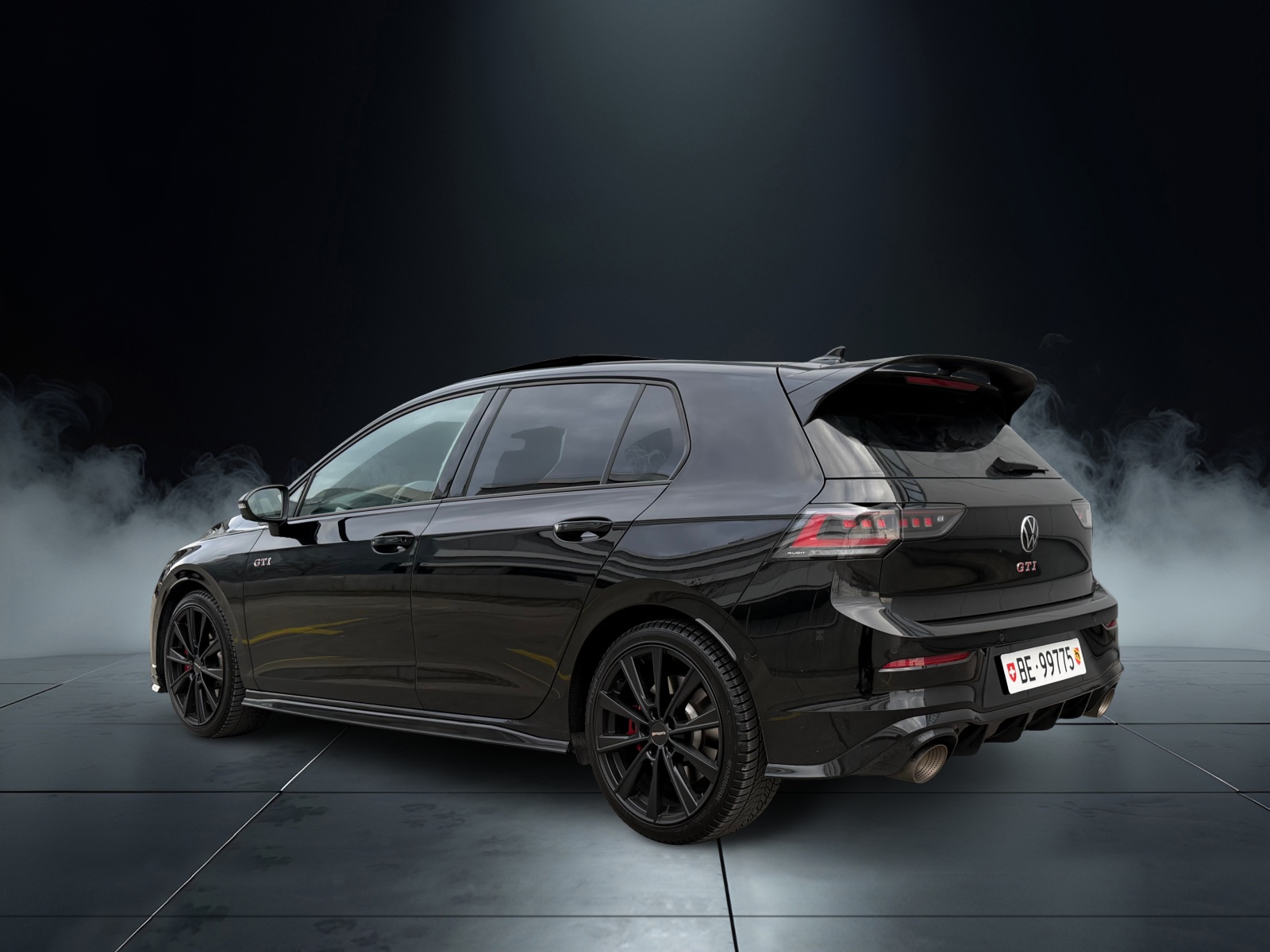 VW Golf 2.0 TSI GTI Clubsport DSG-image-2