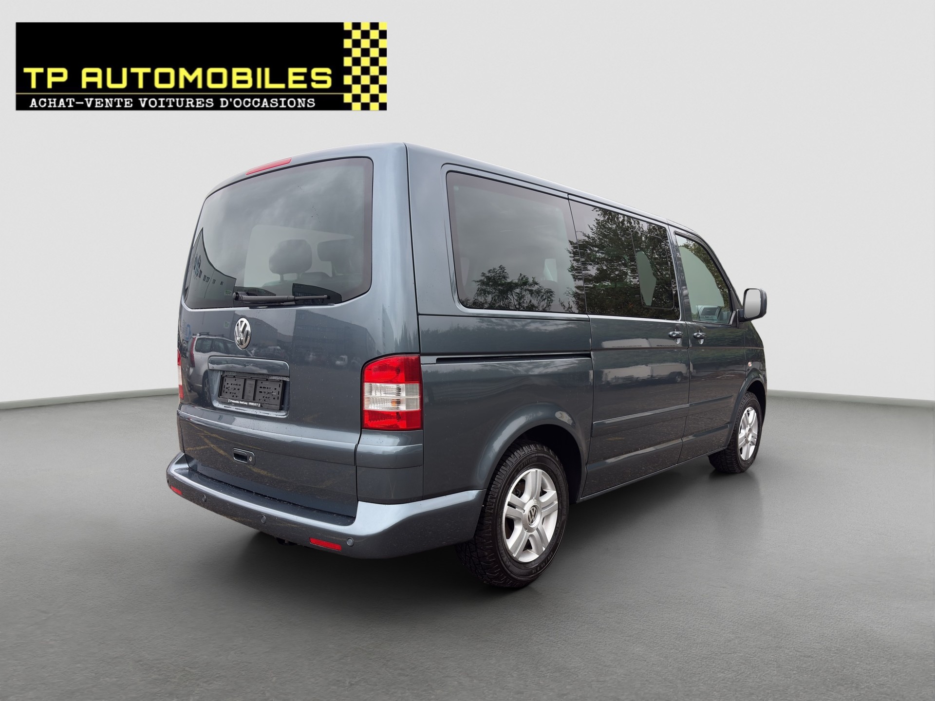 VW T5 Multivan Highline 2.5 TDI 4M-image-4