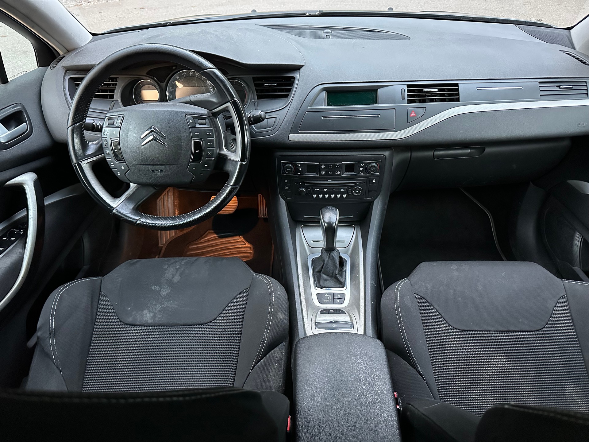 CITROEN C5 Tourer 2.0 HDi Exclusive Automatic-image-6