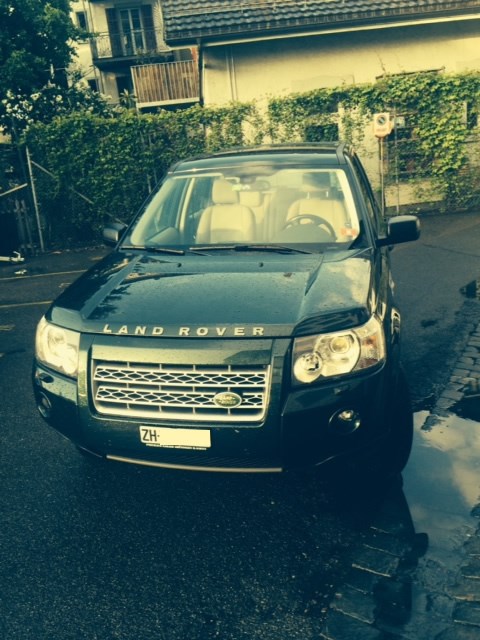 LAND ROVER Freelander 2.2 TD4 SE-image-0