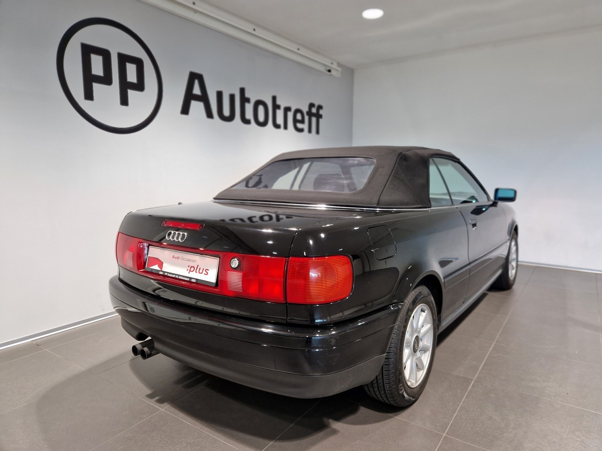 AUDI Cabriolet 2.6 E Elégance-image-9