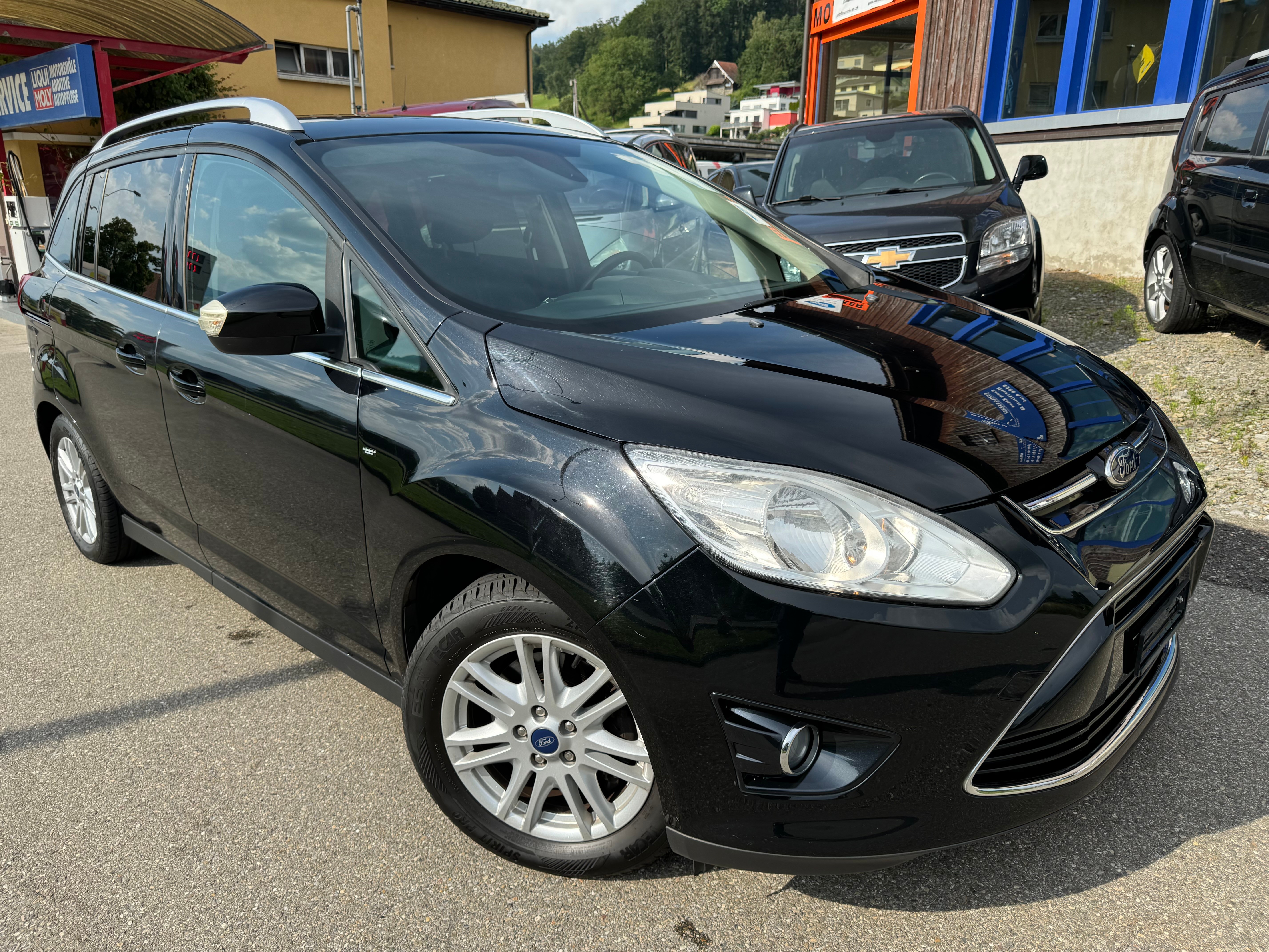 Car photo