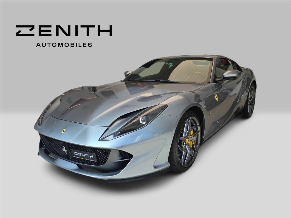 FERRARI 812 Superfast-image-0