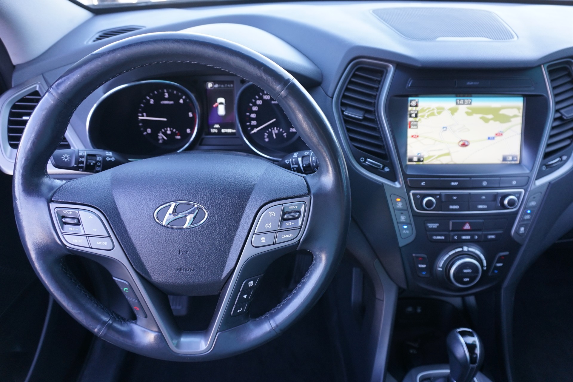 HYUNDAI Grand SantaFe 2.2CRDI Vertex 4WD 7-Plätzer-image-20