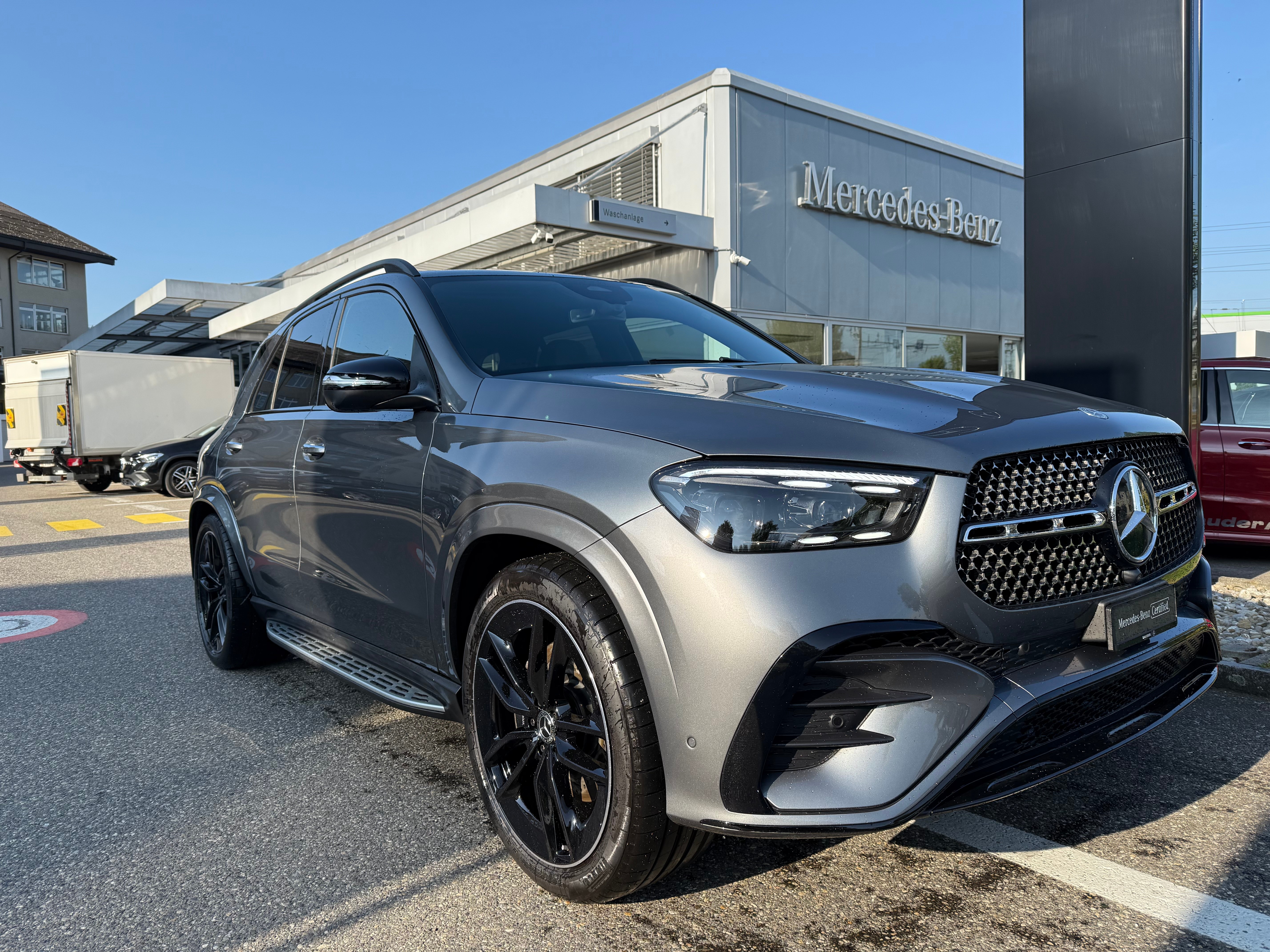 Car photo