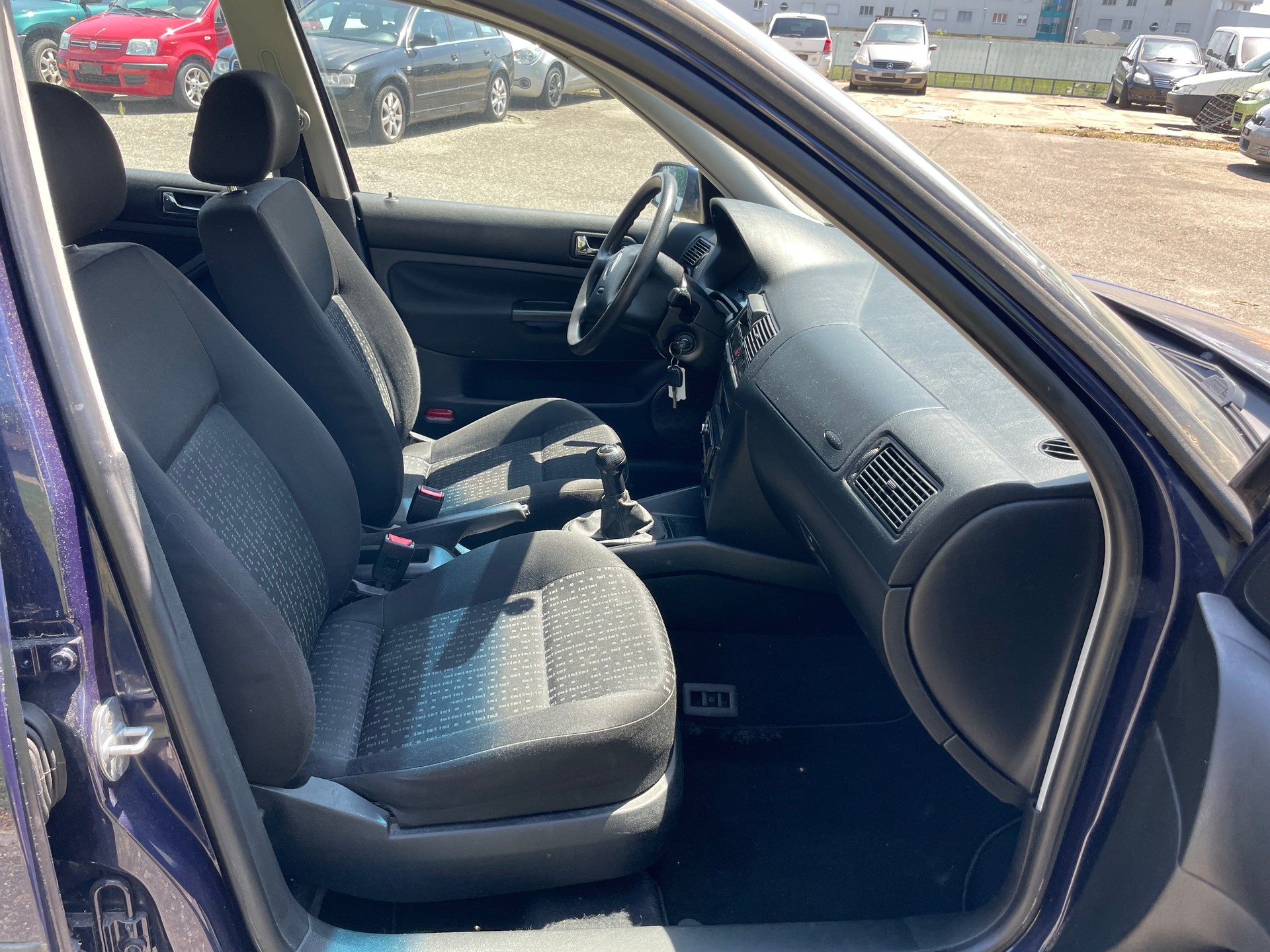 VW Golf Variant 1.6 16V Trendline-image-7