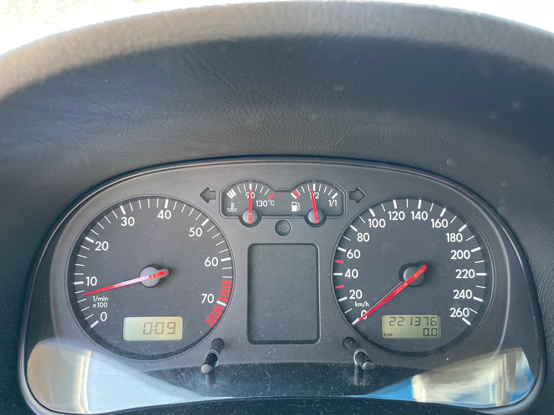 VW Golf Variant 1.6 16V Trendline-image-11