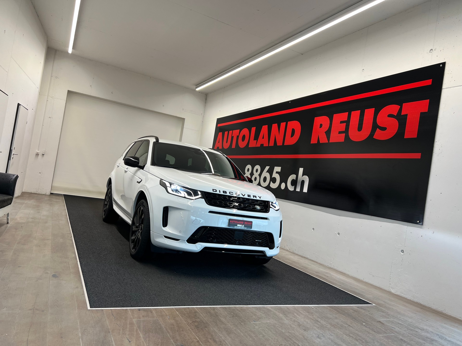 LAND ROVER Discovery Sport R Dyn P200 2.0 Si4 MHEV SE AT9