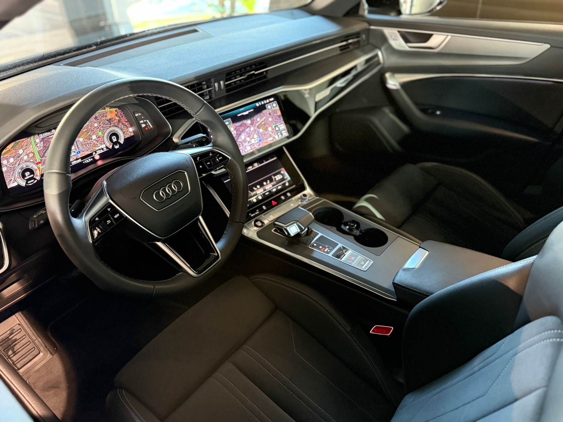 AUDI A6 Avant 40 TDI advanced S-tronic Quattro-image-3