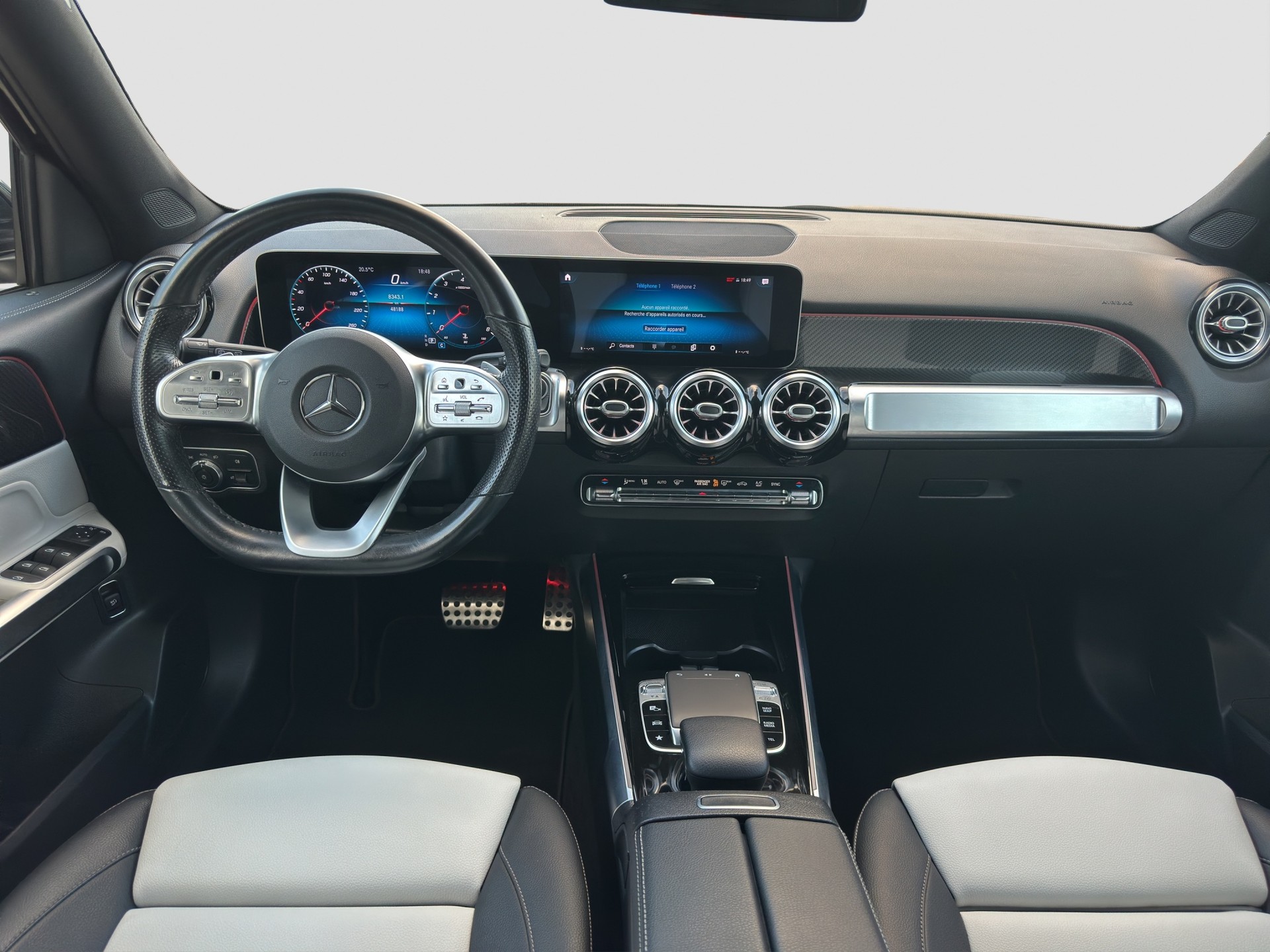 MERCEDES-BENZ GLB 250 4Matic AMG Line 8G-Tronic-image-17