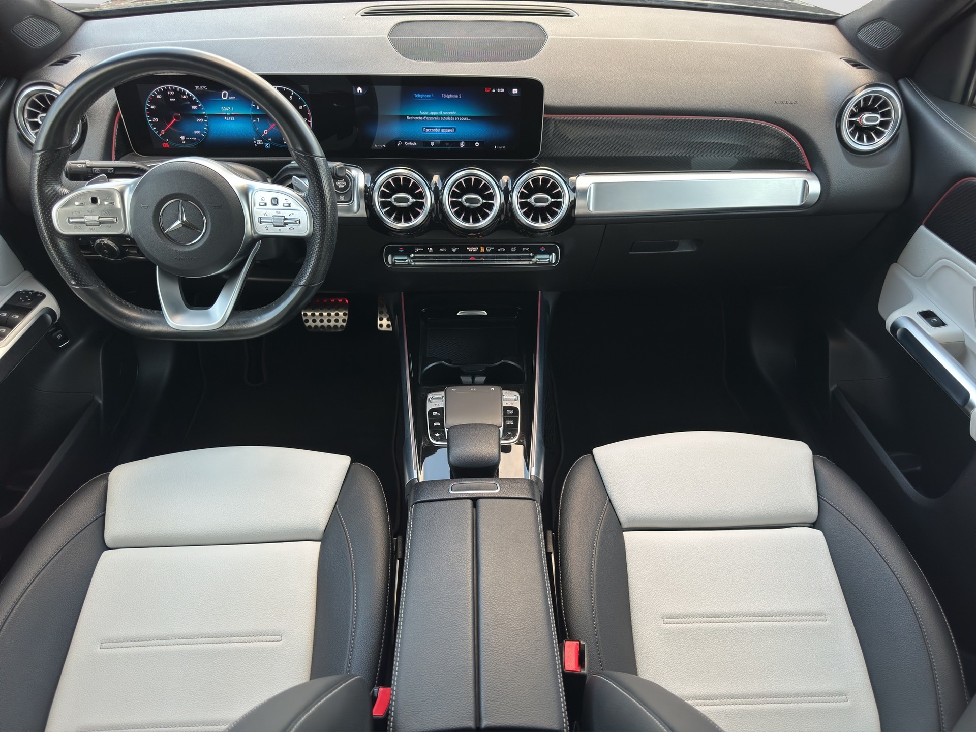 MERCEDES-BENZ GLB 250 4Matic AMG Line 8G-Tronic-image-16
