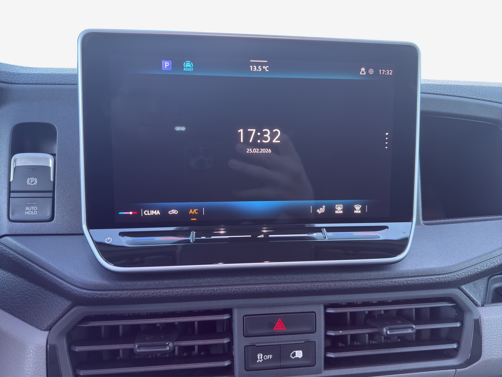VW Crafter 35 2.0 BiTDI L3 4Motion A-image-10
