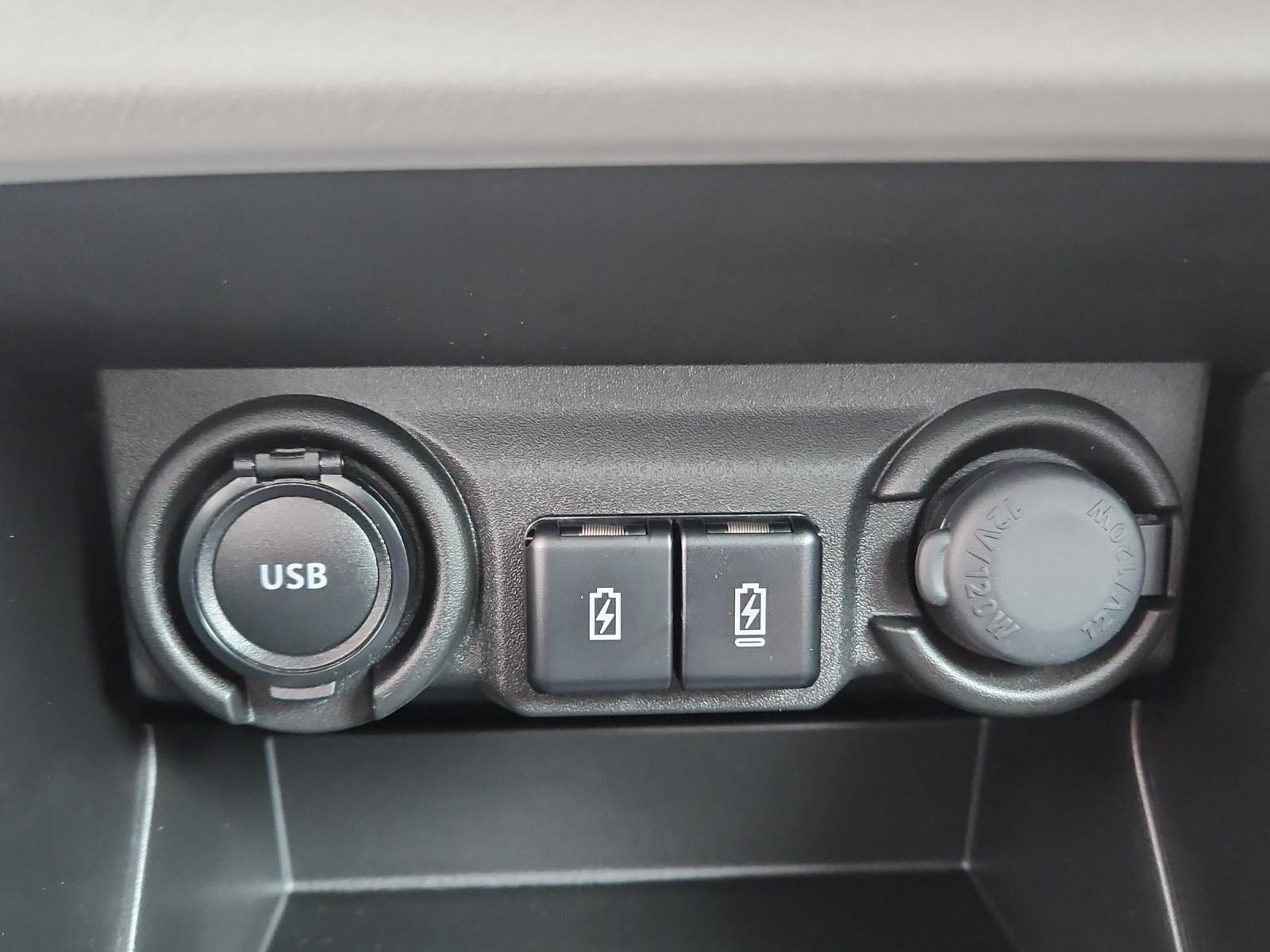 SUZUKI Swift 1.2 Compact+ Hybrid 4x4-image-16