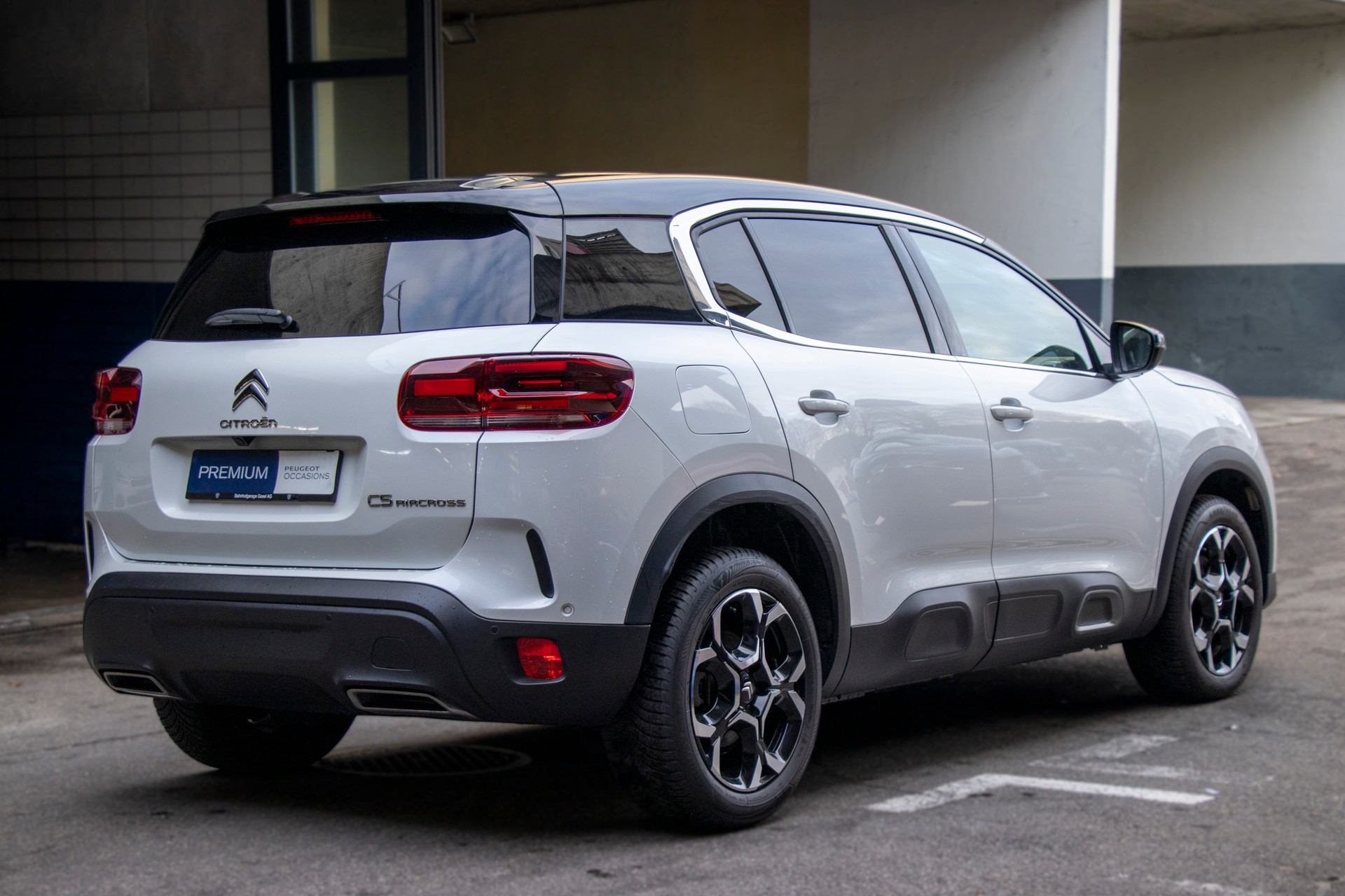 CITROEN C5 Aircross 1.2i PureTech Shine EAT8-image-2