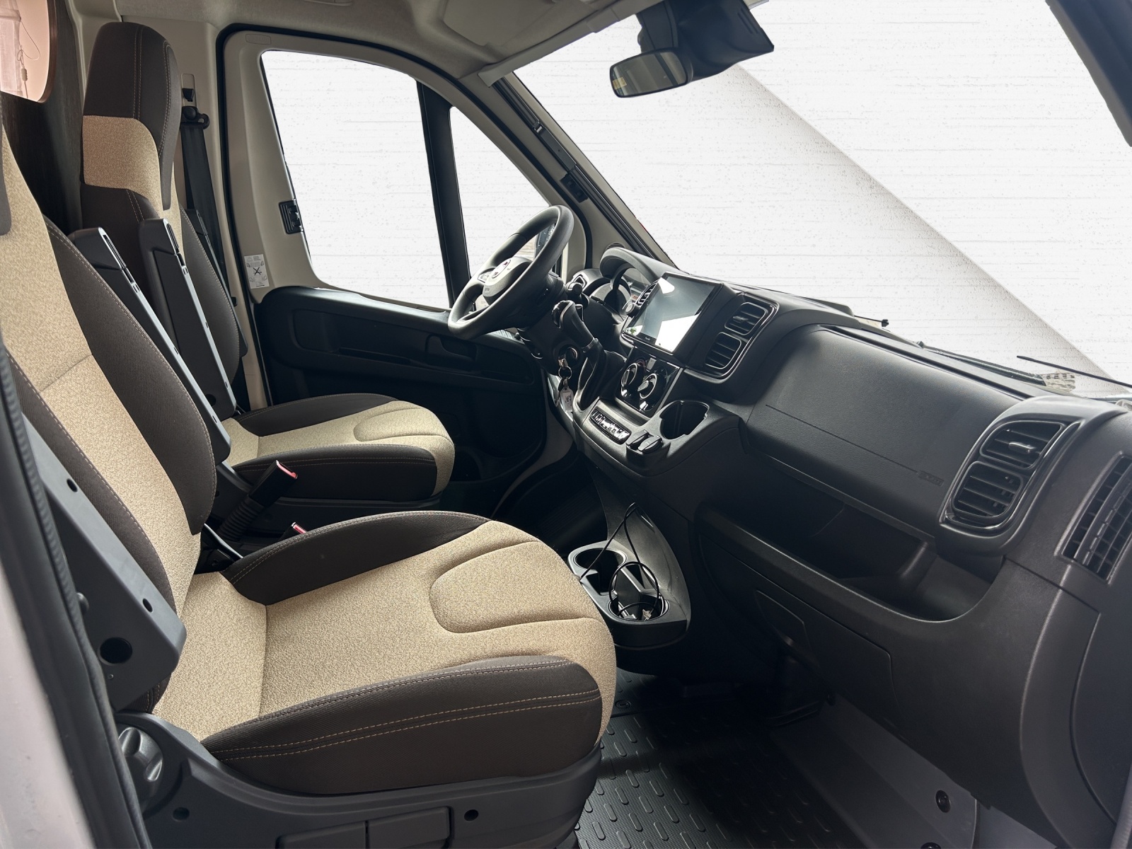 FIAT Ducato 290 33 Kaw. 4035 H2 2.2 H3-image-10