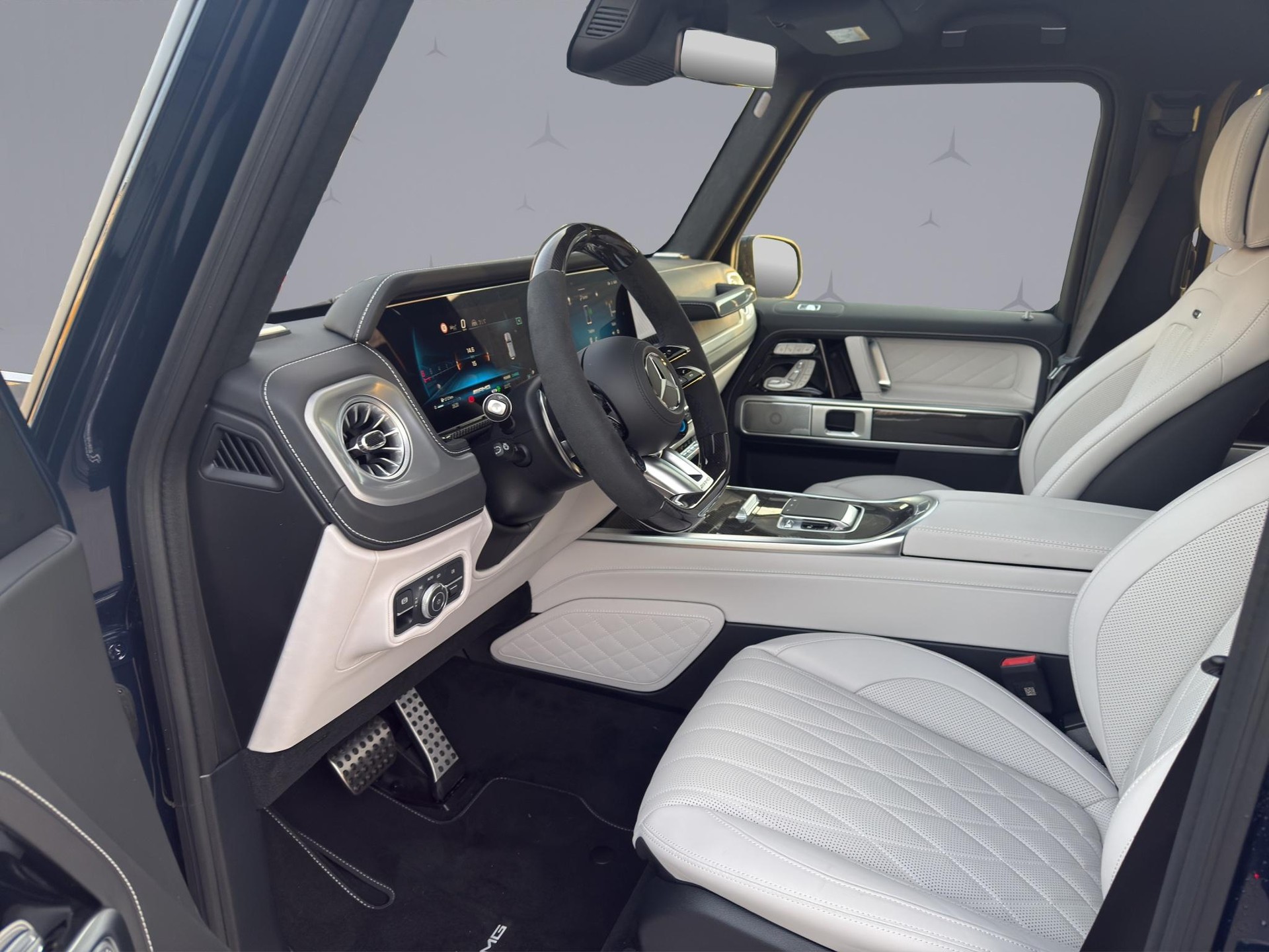 MERCEDES-BENZ G 63 AMG-image-8