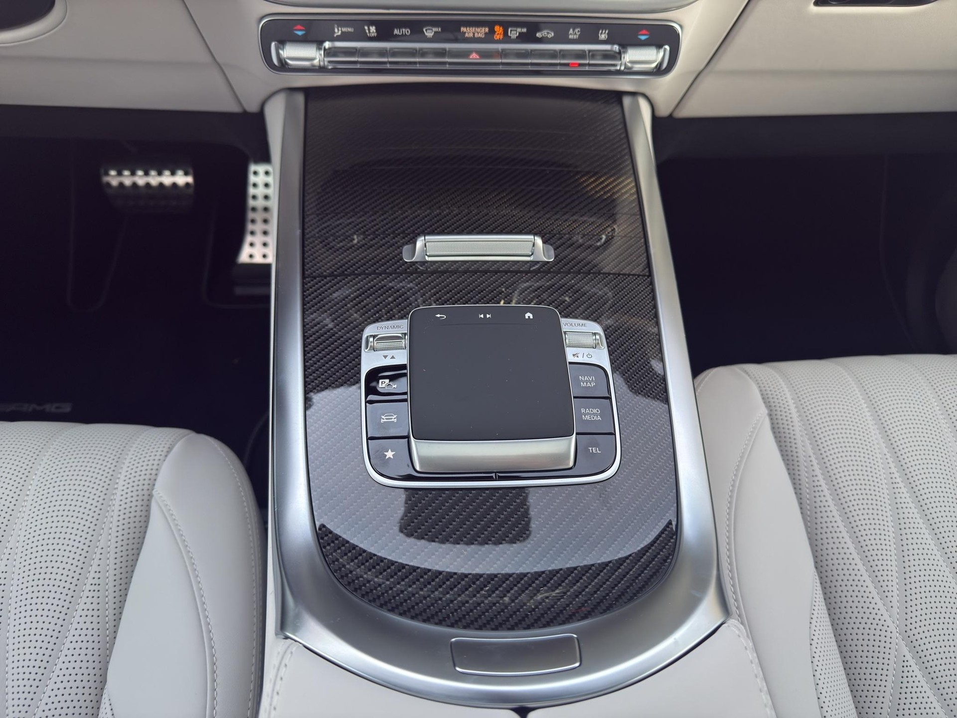 MERCEDES-BENZ G 63 AMG-image-13