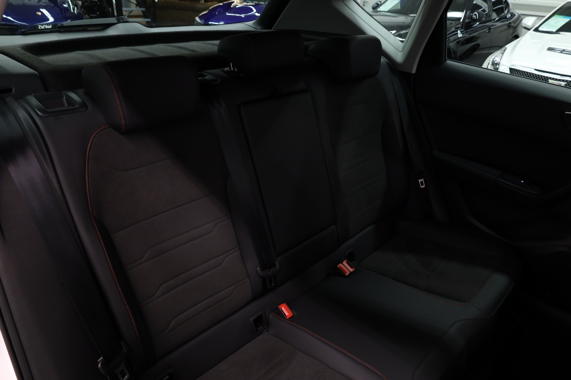 SEAT Ateca 2.0 TSI Hola FR 4Drive DSG-image-27