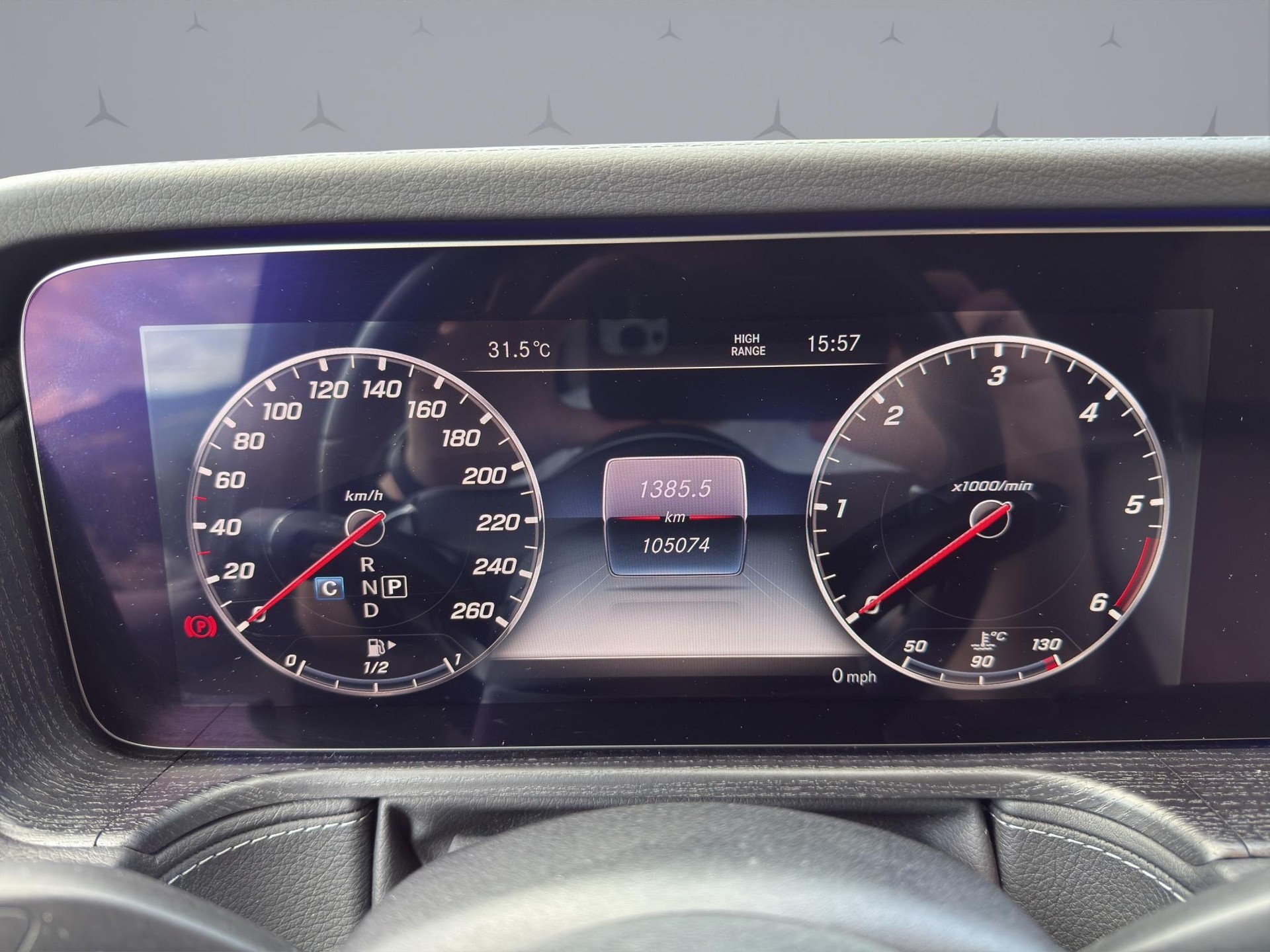 MERCEDES-BENZ G 400 d-image-10