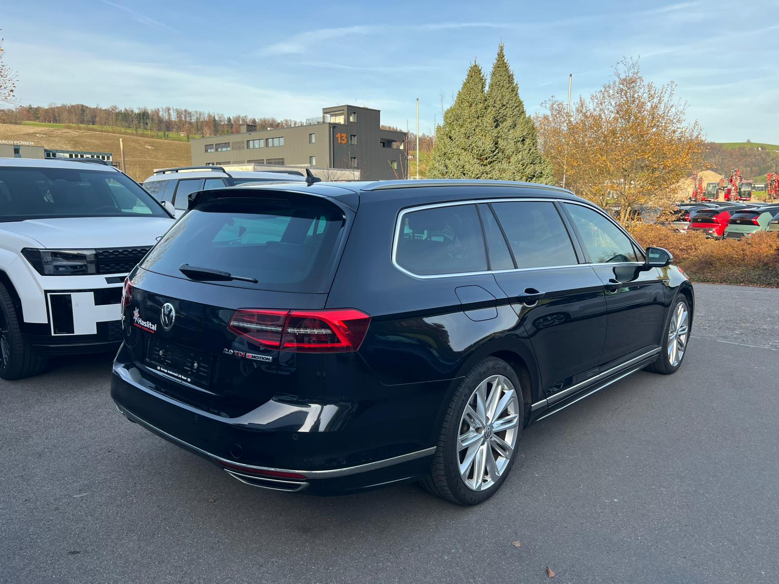 VW Passat Variant 2.0 TDI BMT High. DSG 4Motion-image-3