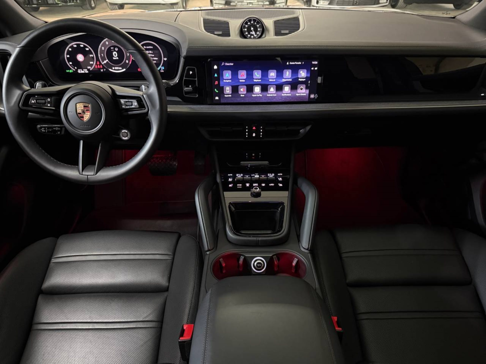 PORSCHE Cayenne-image-13