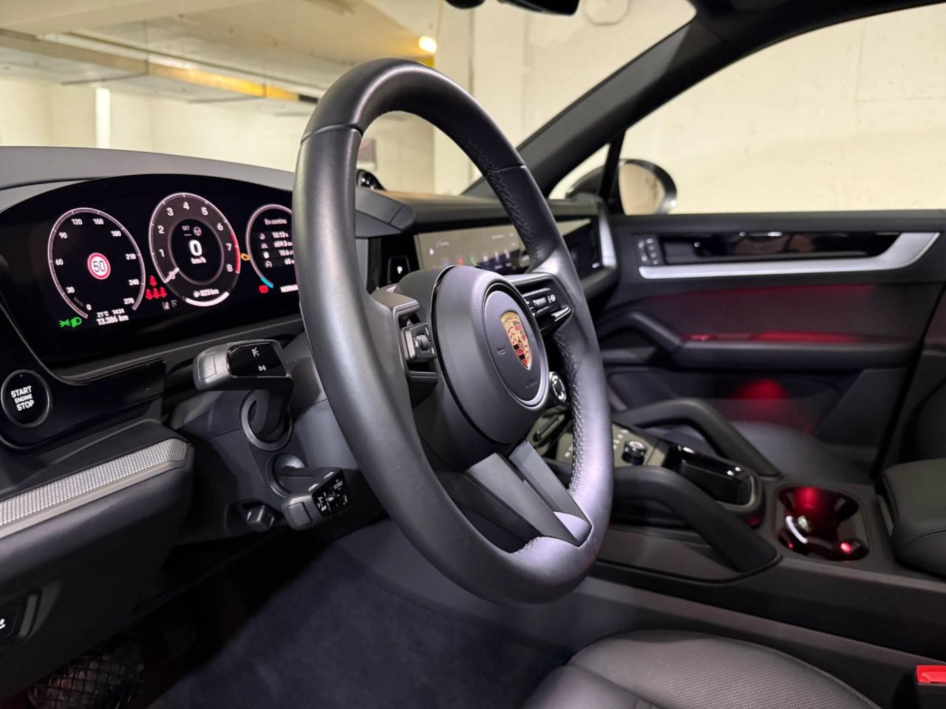 PORSCHE Cayenne-image-11