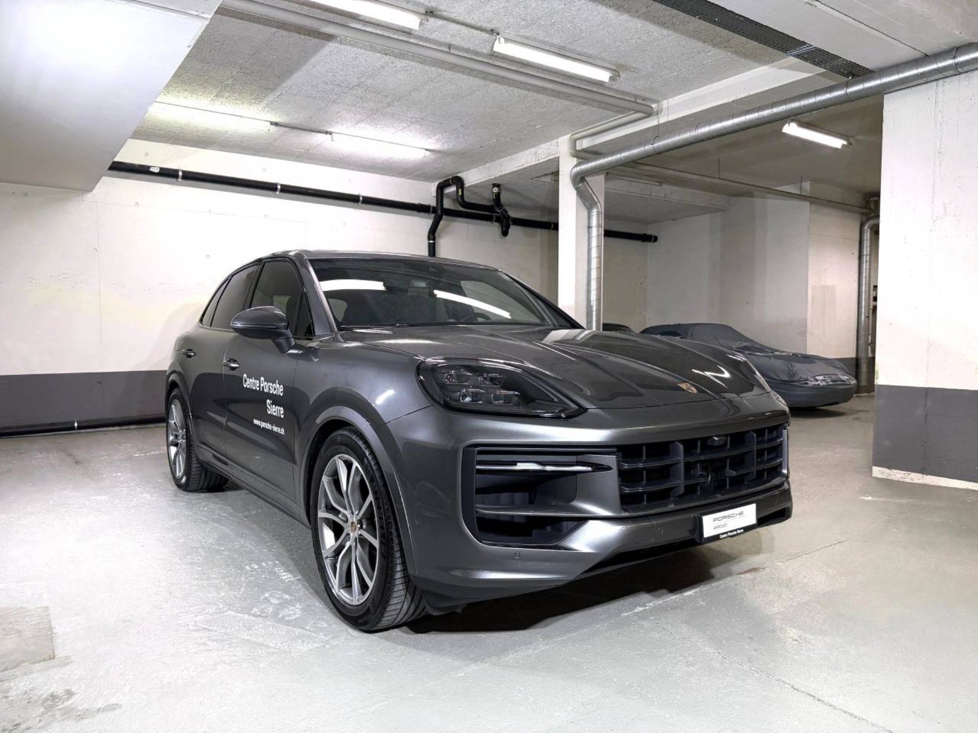 PORSCHE Cayenne-image-7