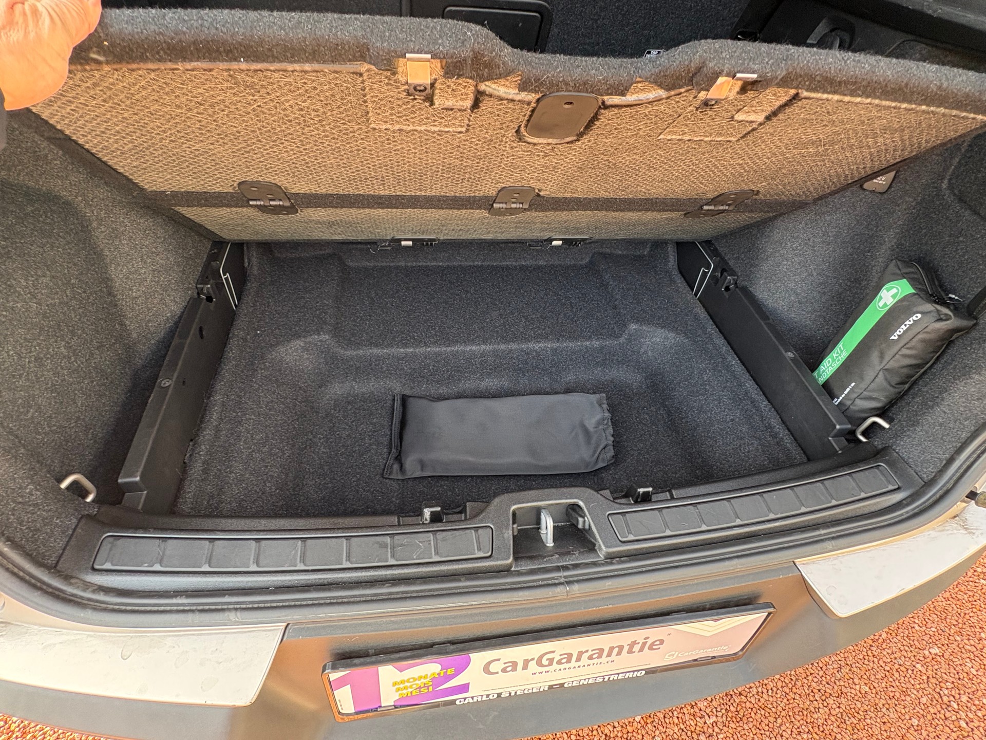 VOLVO XC40 T2 Core Geartronic-image-14