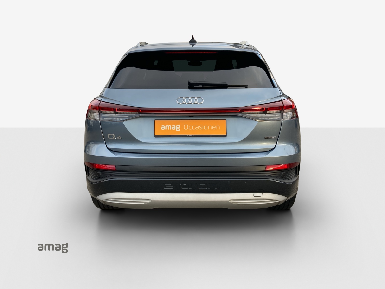 AUDI Q4 e-tron 50 quattro-image-4