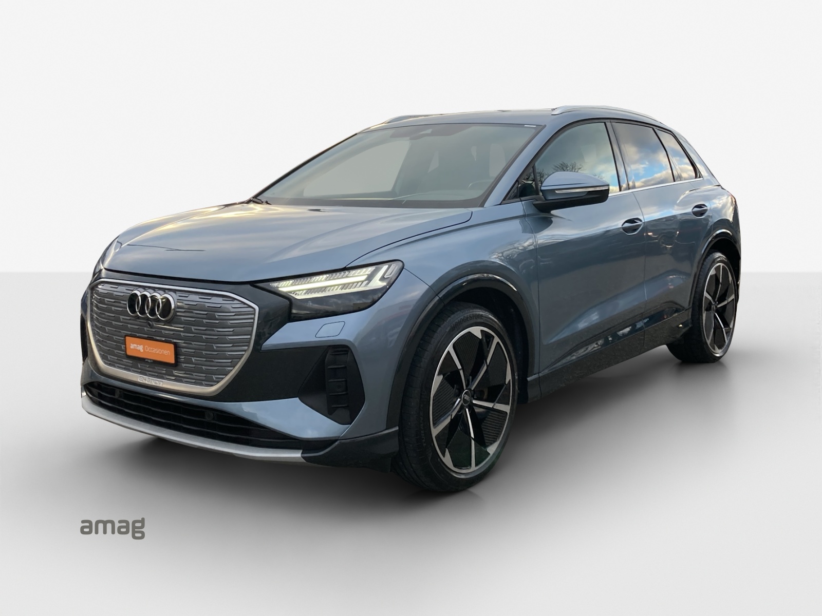 AUDI Q4 e-tron 50 quattro