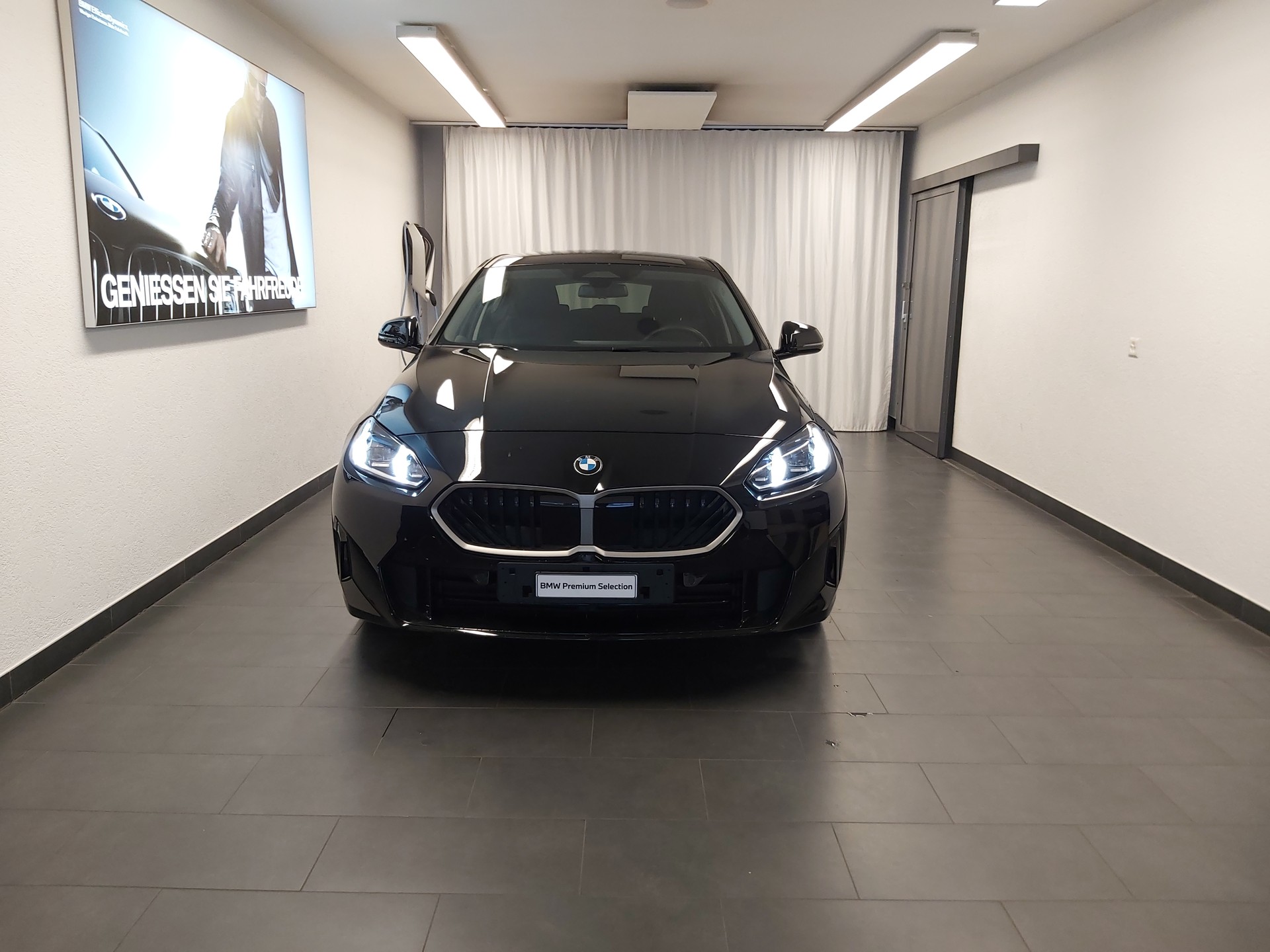 BMW 116-image-1